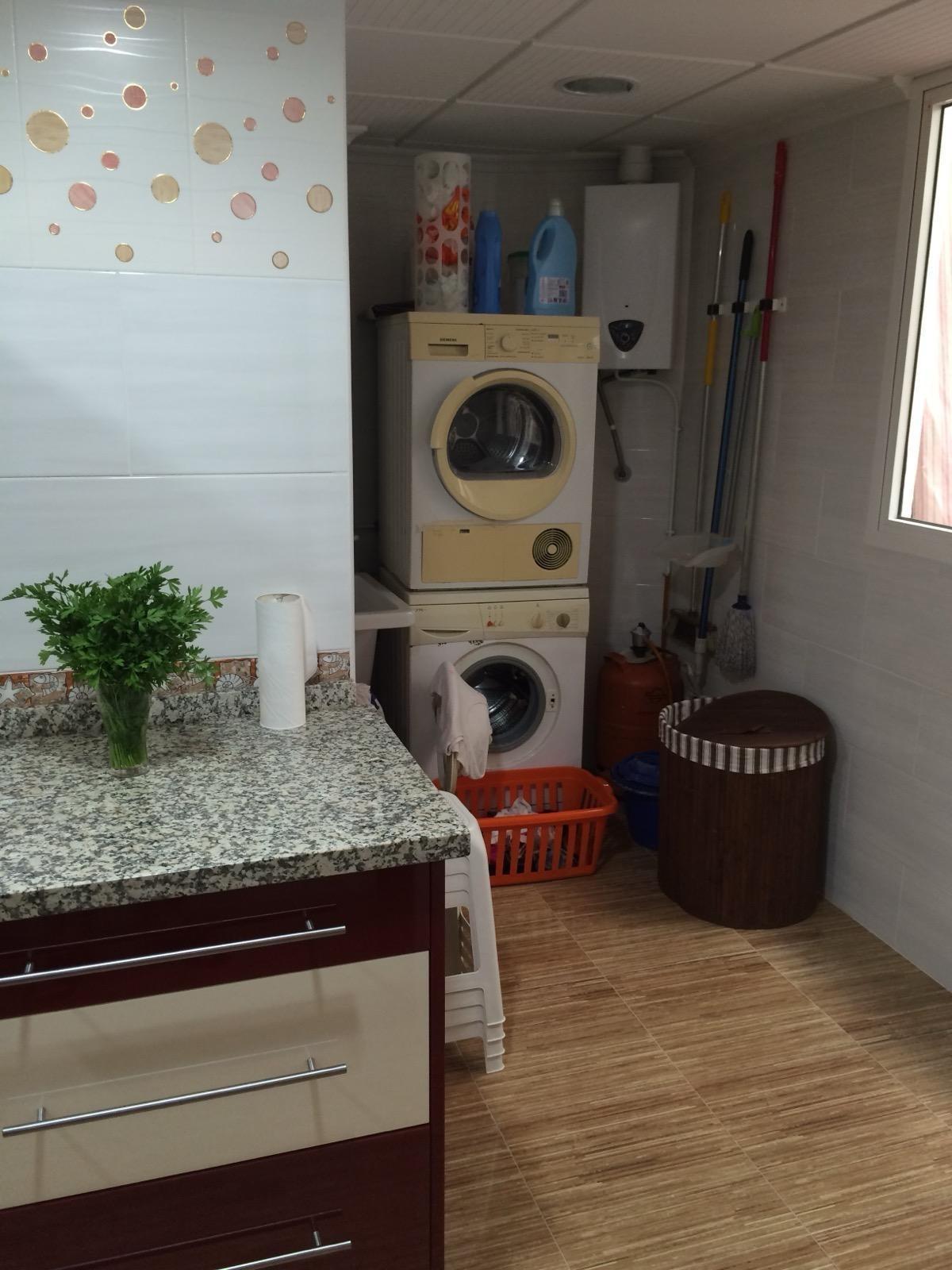 4 Bed, 2 Bath, ApartmentFor Sale, Torrevieja, Alicante 4 Bed, 2 Bath, ApartmentFor Sale, Torrevieja, Alicante