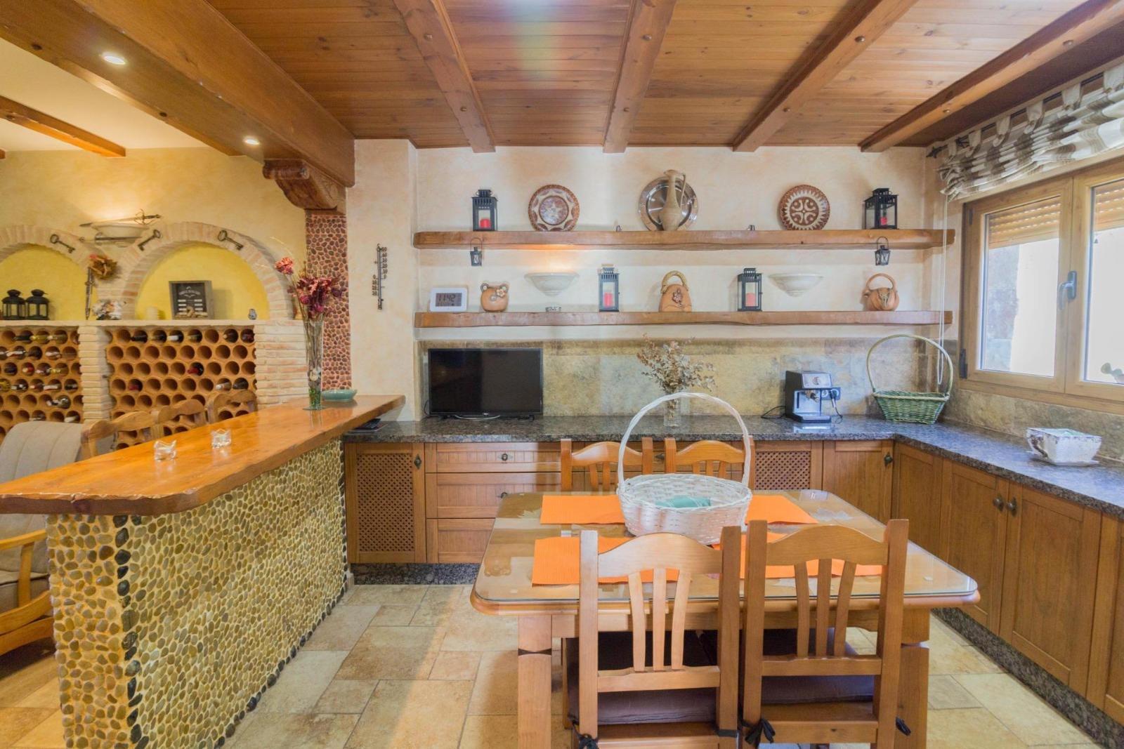 8 Bed, 4 Bath, HouseFor Sale, Redovan, Alicante 8 Bed, 4 Bath, HouseFor Sale, Redovan, Alicante