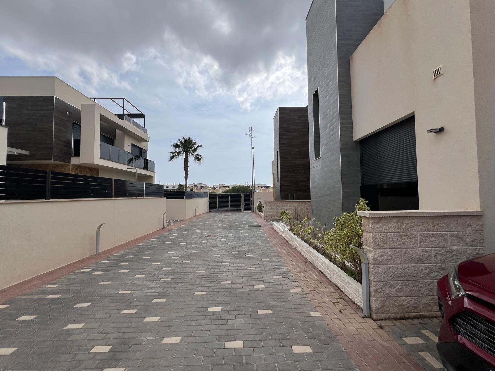 3 Bed, 3 Bath, HouseFor Sale, Orihuela Costa, Alicante