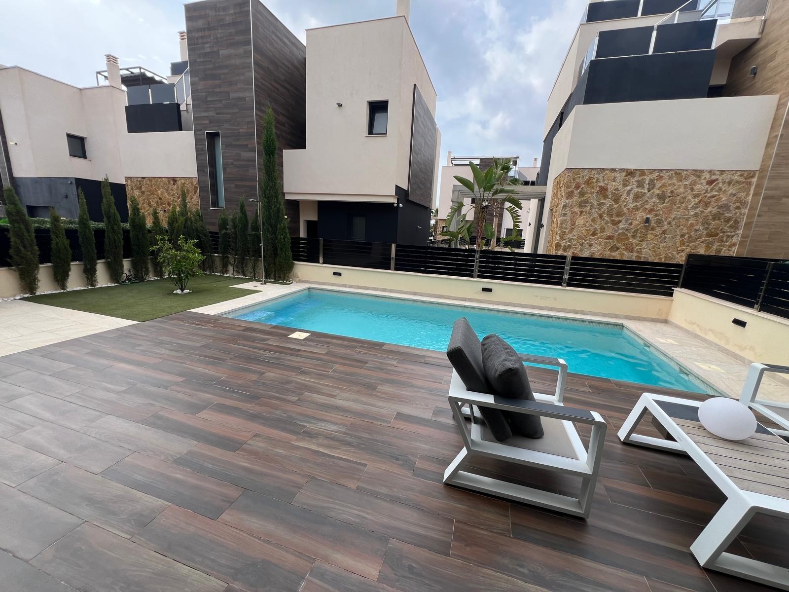 3 Bed, 3 Bath, HouseFor Sale, Orihuela Costa, Alicante