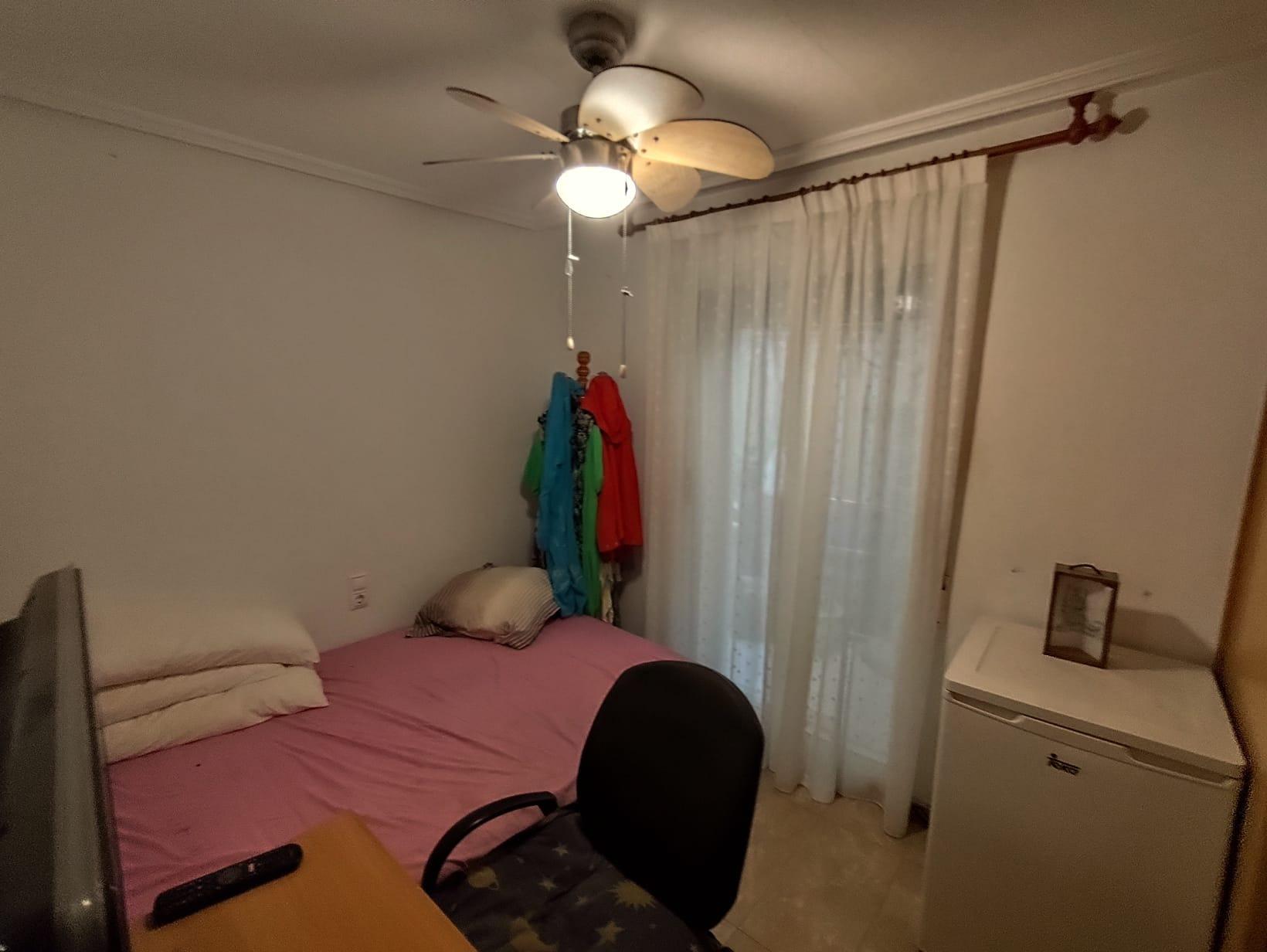 4 Bed, 2 Bath, ApartmentFor Sale, Torrevieja, Alicante 4 Bed, 2 Bath, ApartmentFor Sale, Torrevieja, Alicante