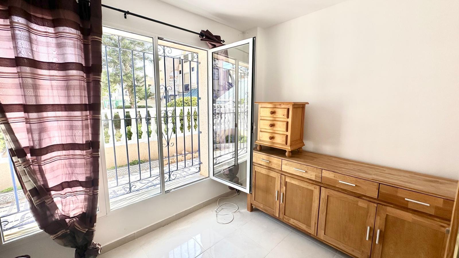 3 Bed, 2 Bath, HouseFor Sale, Torrevieja, Alicante