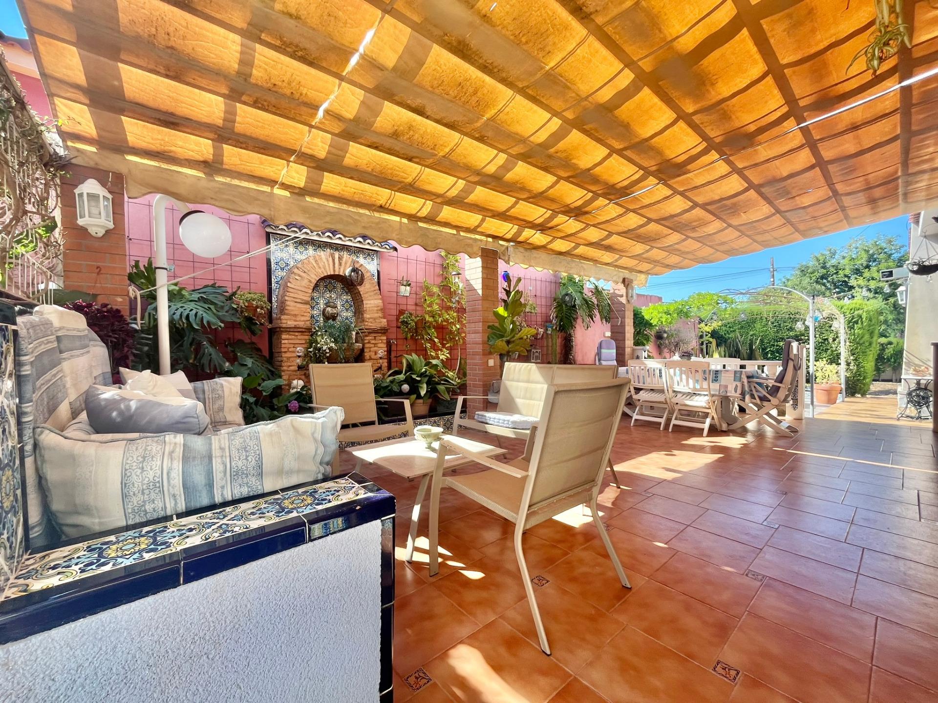 3 Bed, 2 Bath, HouseFor Sale, Torrevieja, Alicante