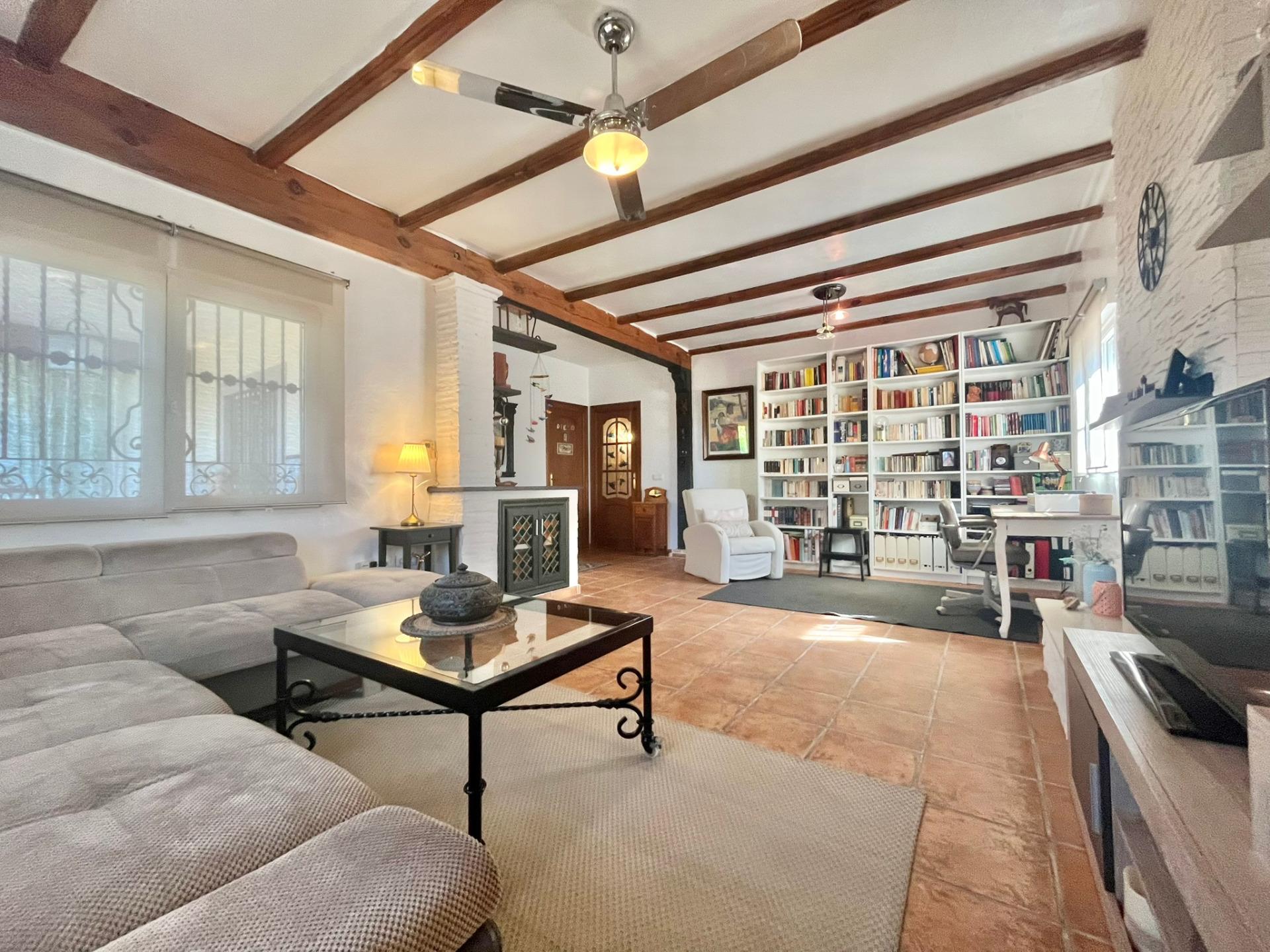 3 Bed, 2 Bath, HouseFor Sale, Torrevieja, Alicante