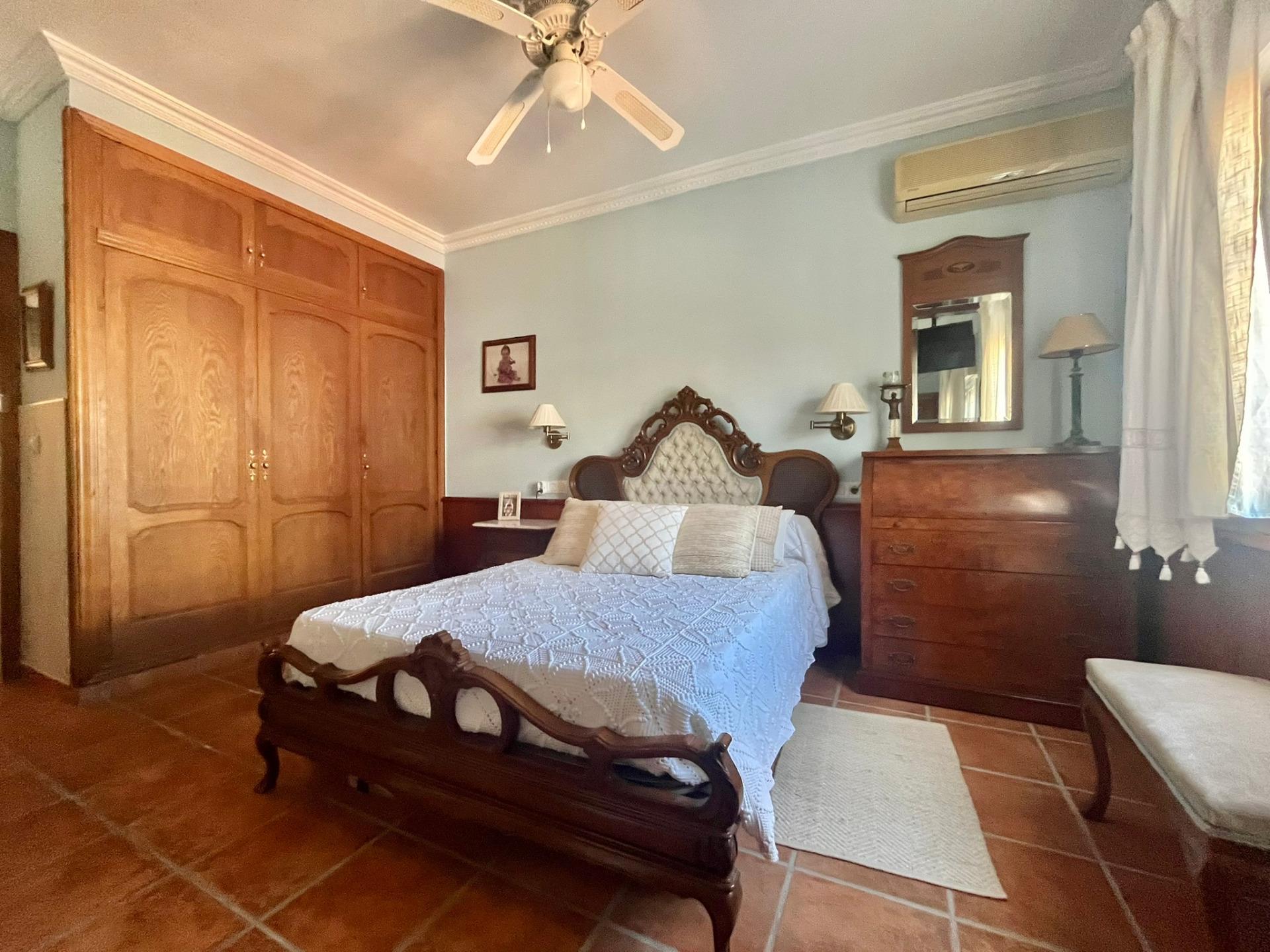 3 Bed, 2 Bath, HouseFor Sale, Torrevieja, Alicante