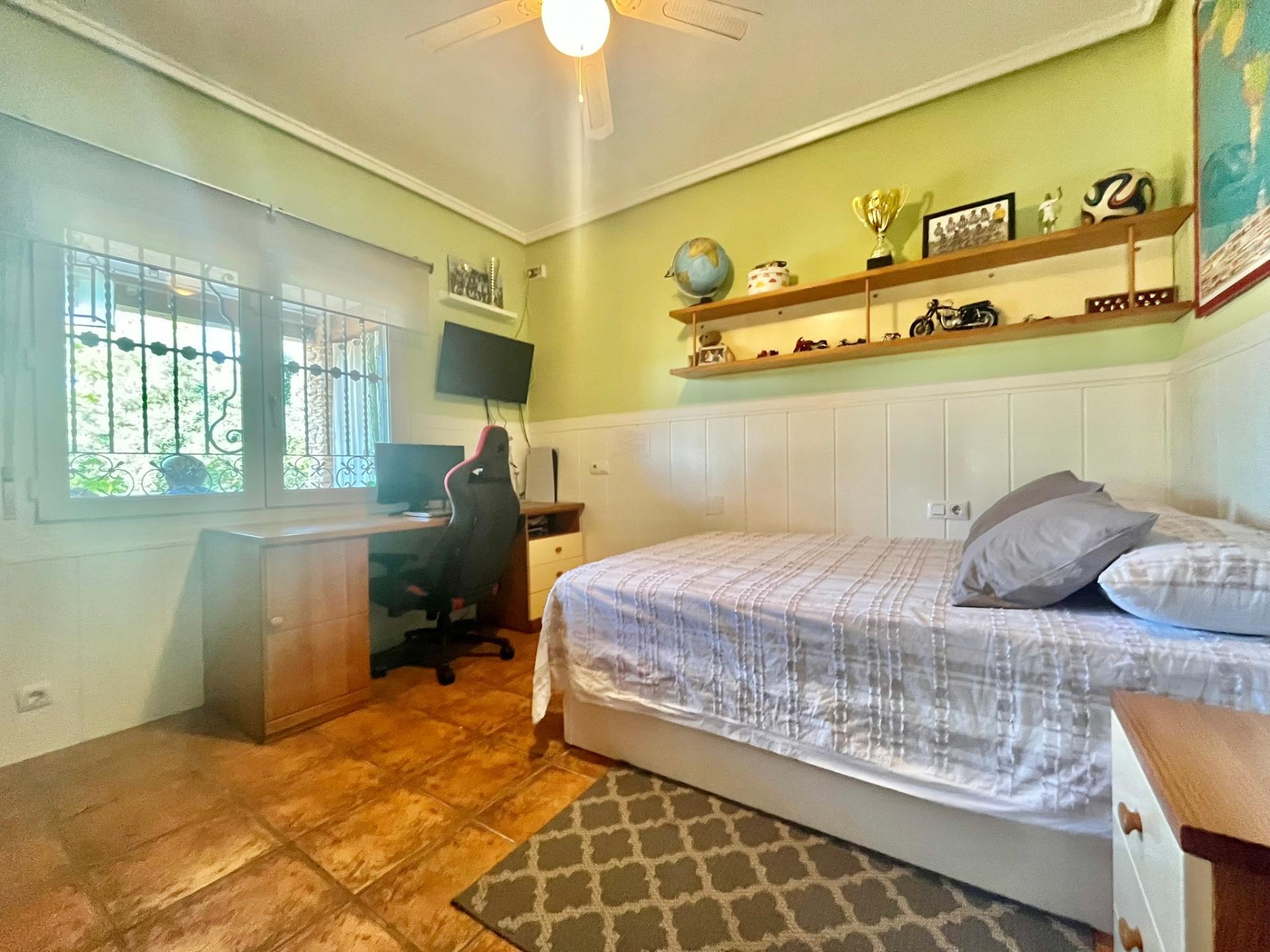 3 Bed, 2 Bath, HouseFor Sale, Torrevieja, Alicante