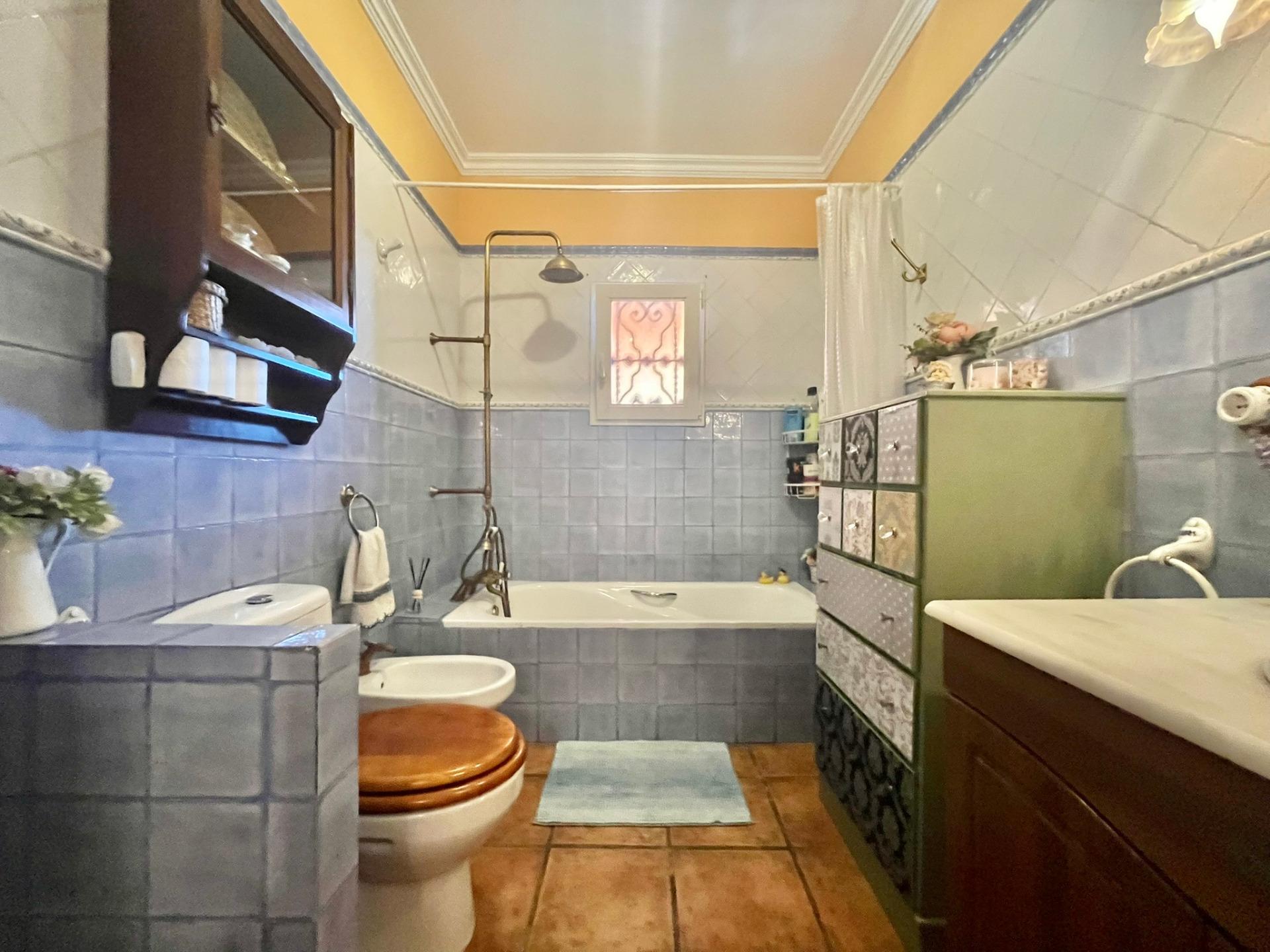 3 Bed, 2 Bath, HouseFor Sale, Torrevieja, Alicante