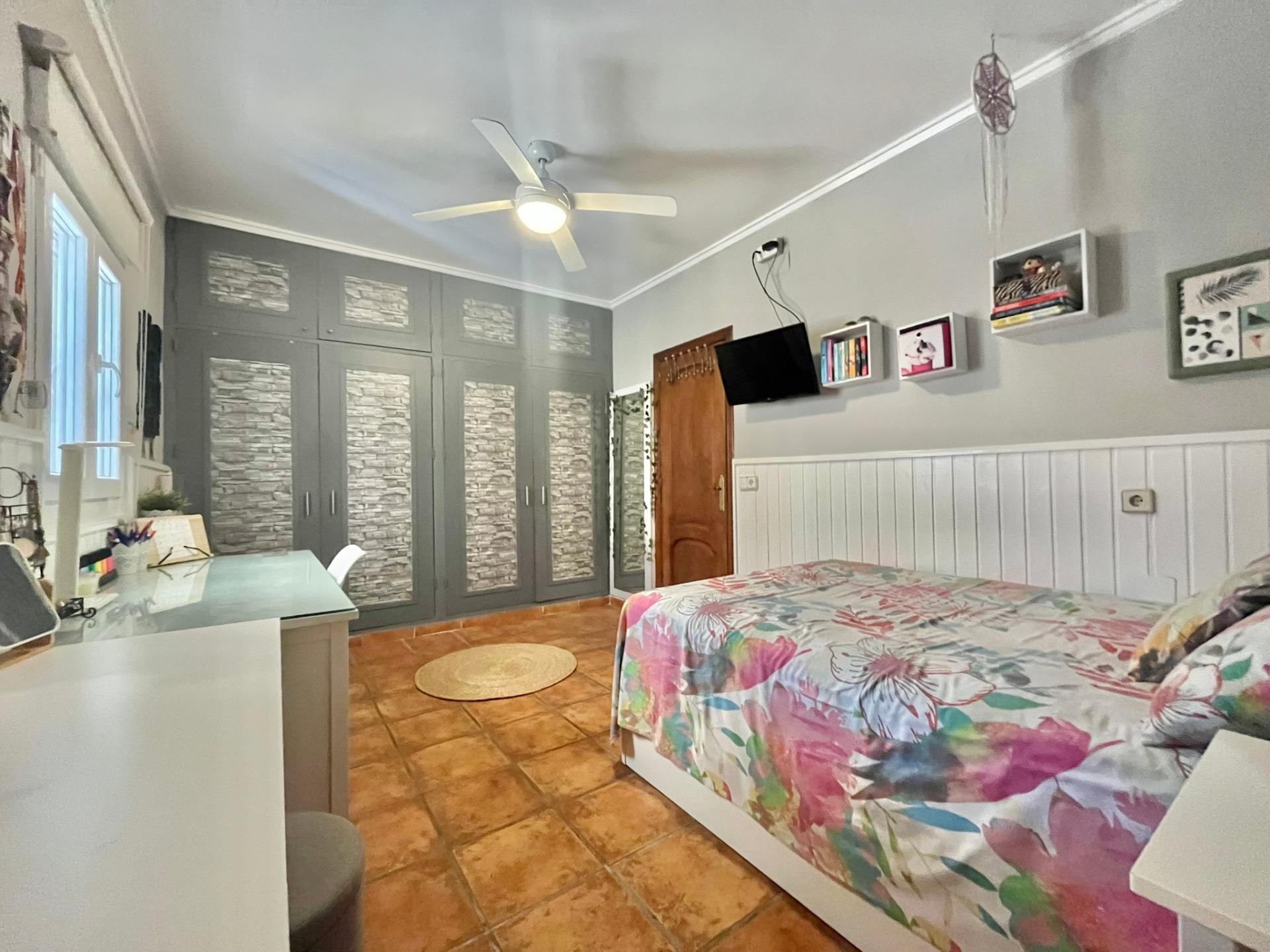 3 Bed, 2 Bath, HouseFor Sale, Torrevieja, Alicante