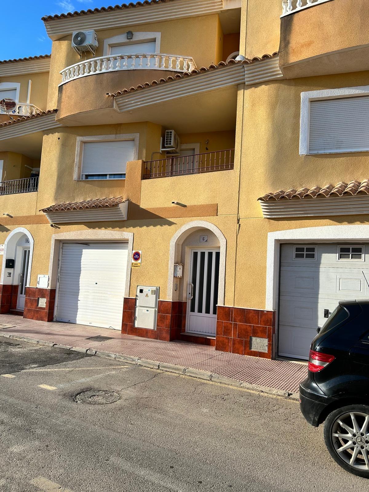 4 Bed, 3 Bath, HouseFor Sale, Los Alcazares, Murcia