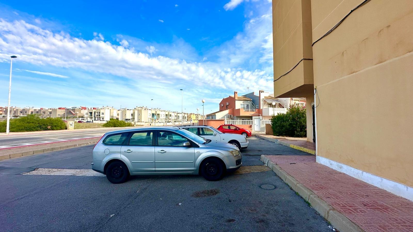 1 Bed, 1 Bath, ApartmentFor Sale, Torrevieja, Alicante