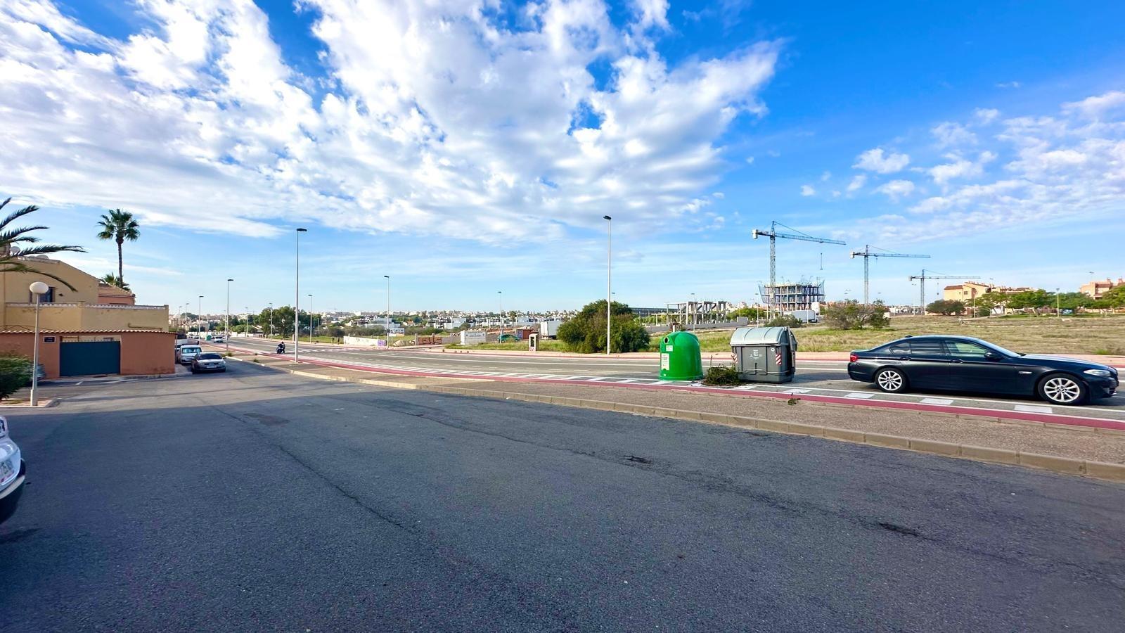 1 Bed, 1 Bath, ApartmentFor Sale, Torrevieja, Alicante