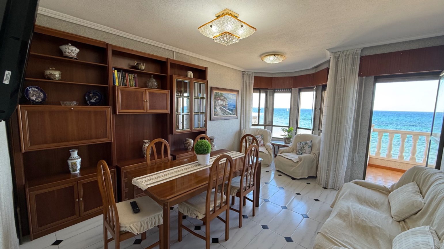 3 Bed, 2 Bath, ApartmentFor Sale, Torrevieja, Alicante