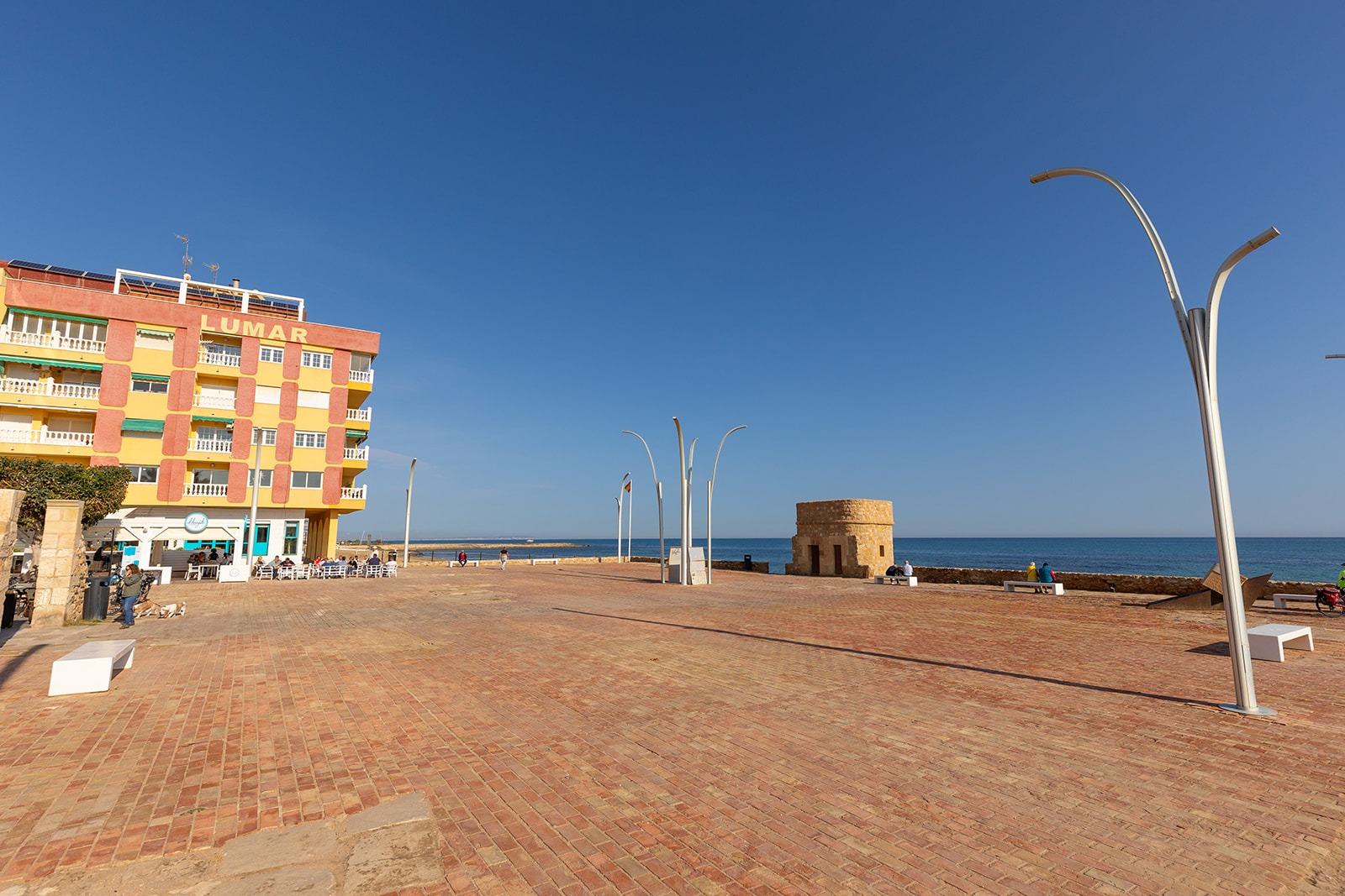 3 Bed, 1 Bath, ApartmentFor Sale, Torrevieja, Alicante