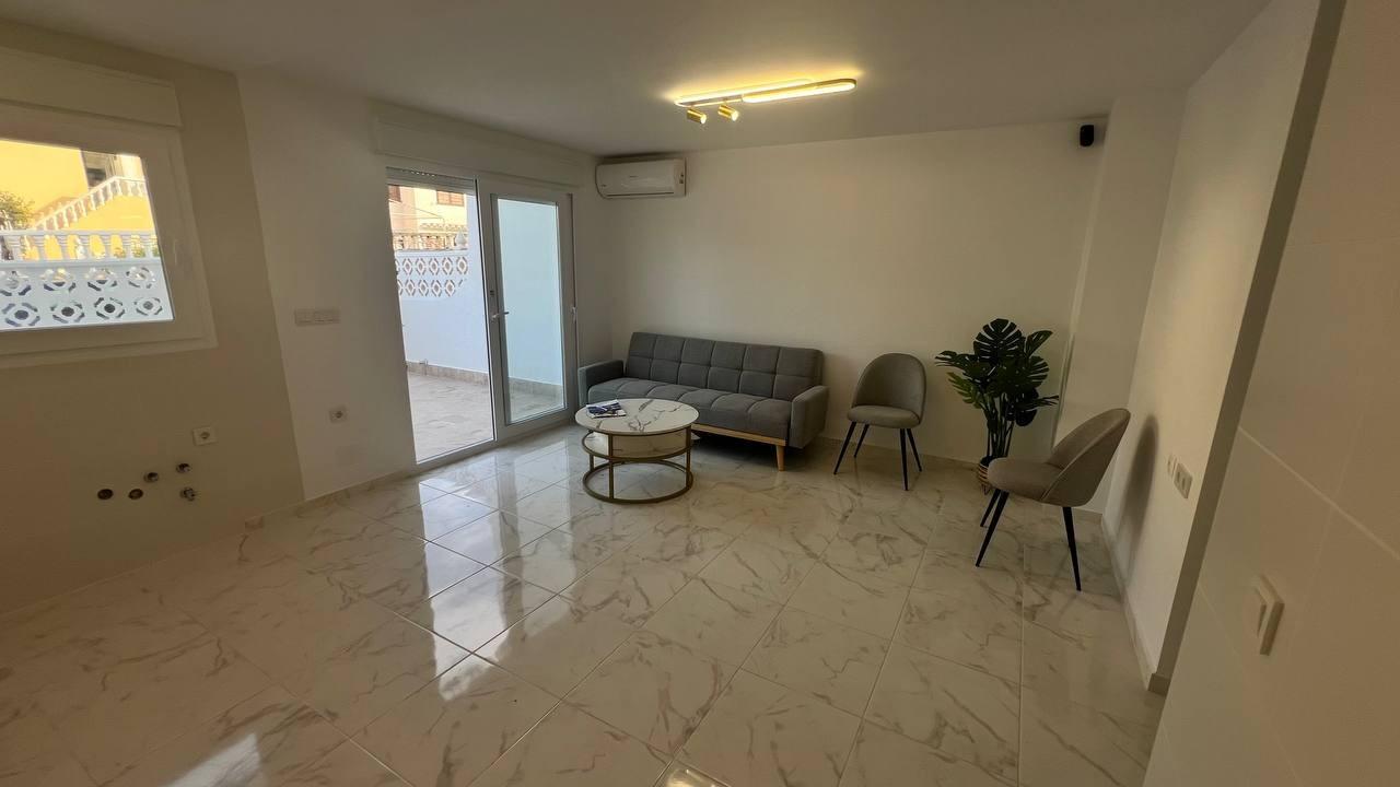 3 Bed, 2 Bath, HouseFor Sale, Torrevieja, Alicante