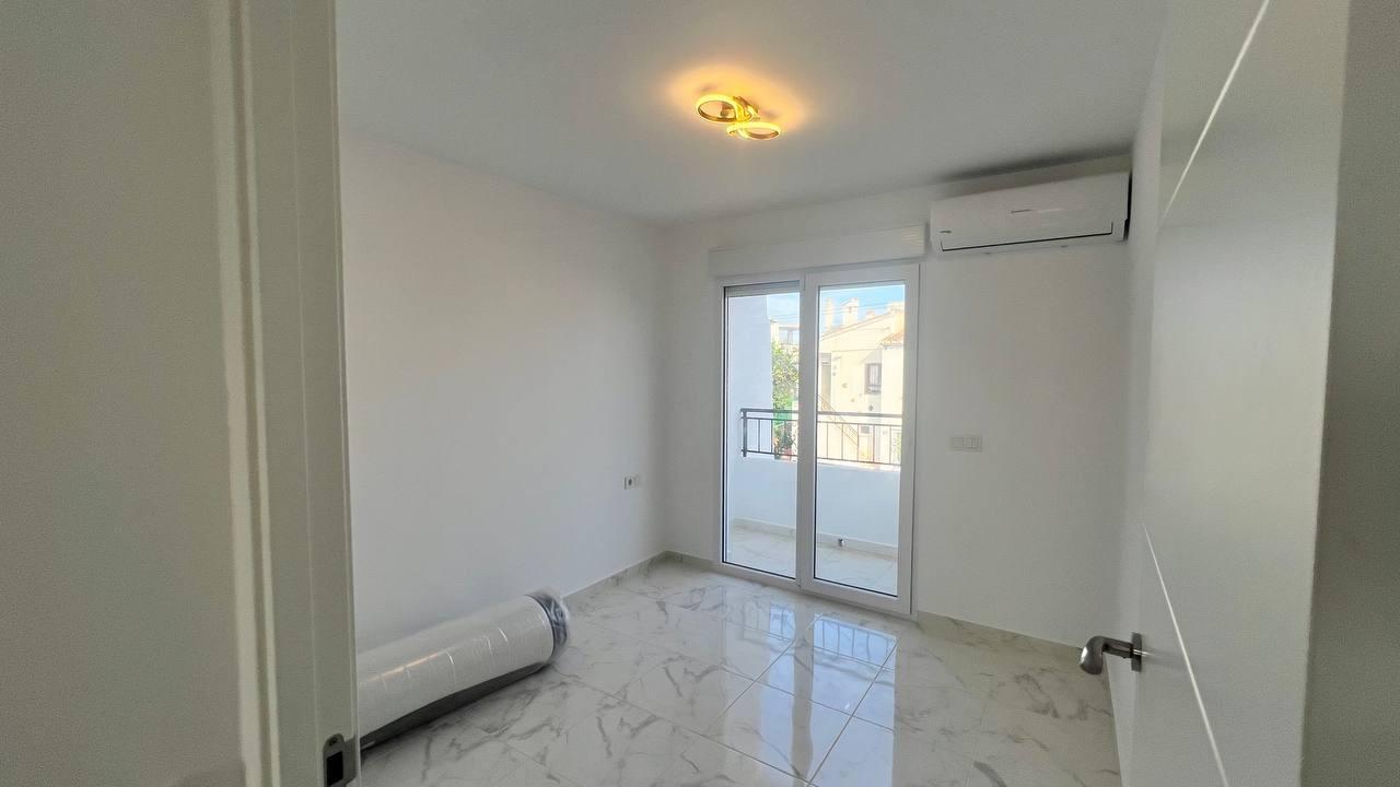 3 Bed, 2 Bath, HouseFor Sale, Torrevieja, Alicante