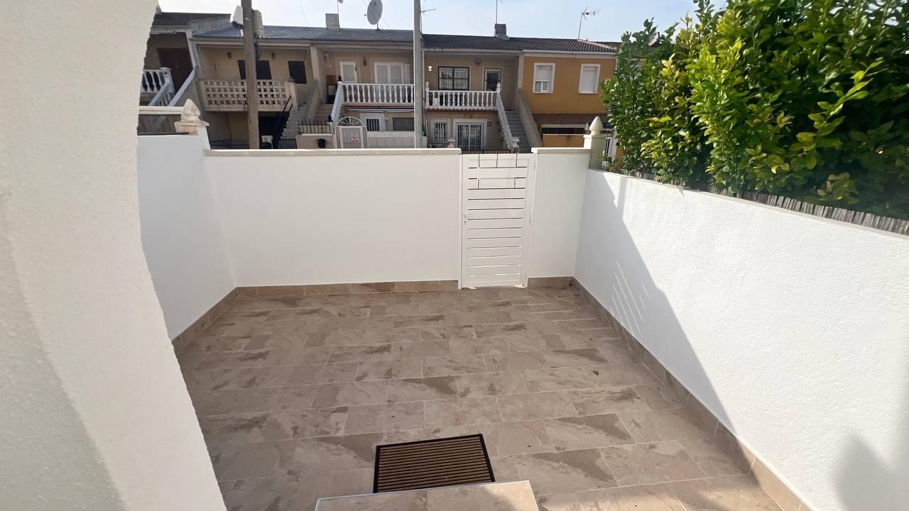 3 Bed, 2 Bath, HouseFor Sale, Torrevieja, Alicante