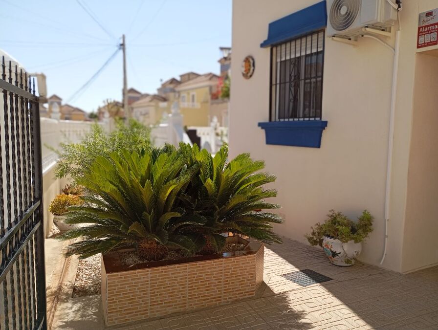 3 Bed, 2 Bath, HouseFor Sale, Villamartin, Alicante
