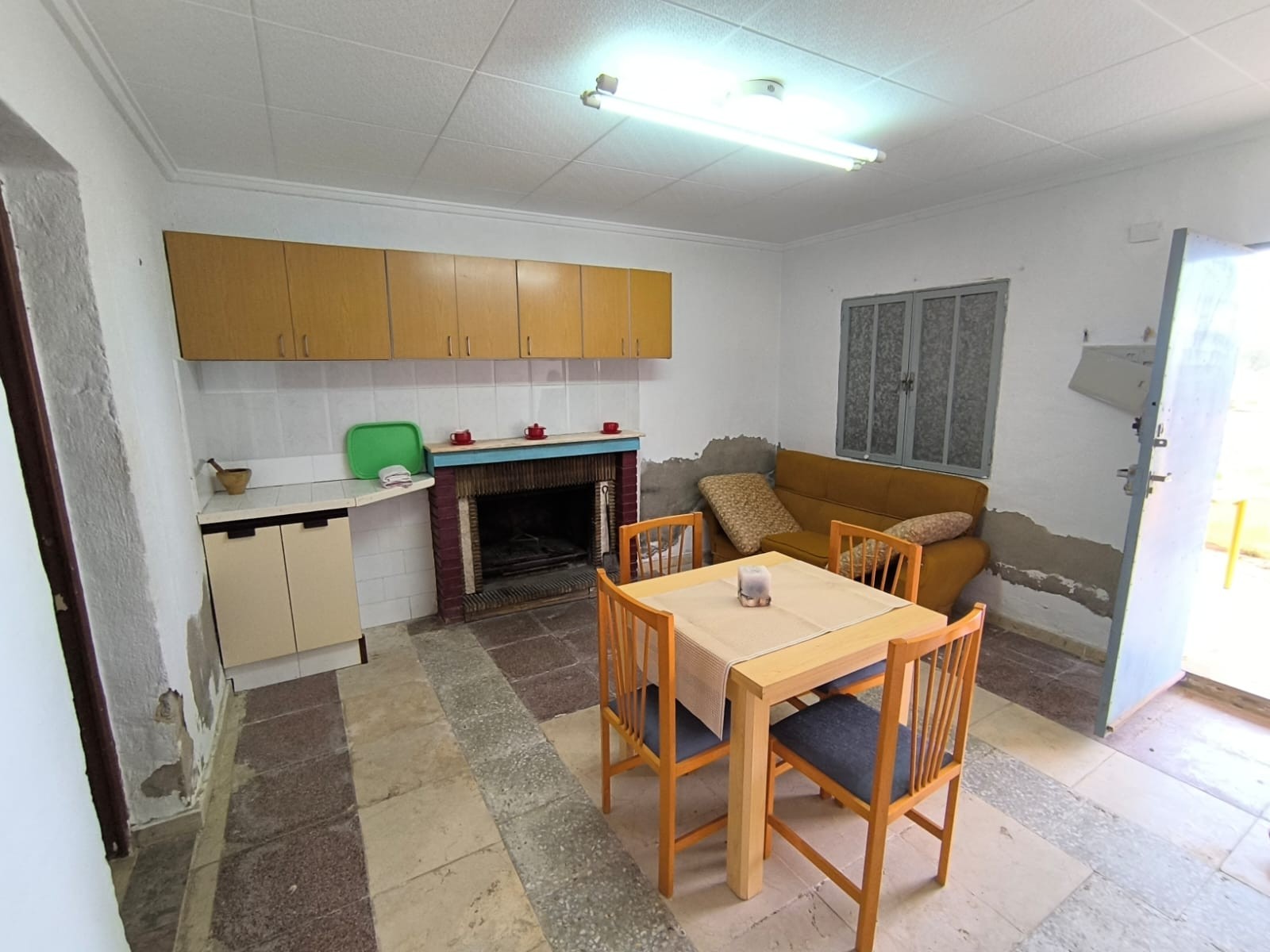 2 Bed, 1 Bath, HouseFor Sale, La Romana, Alicante