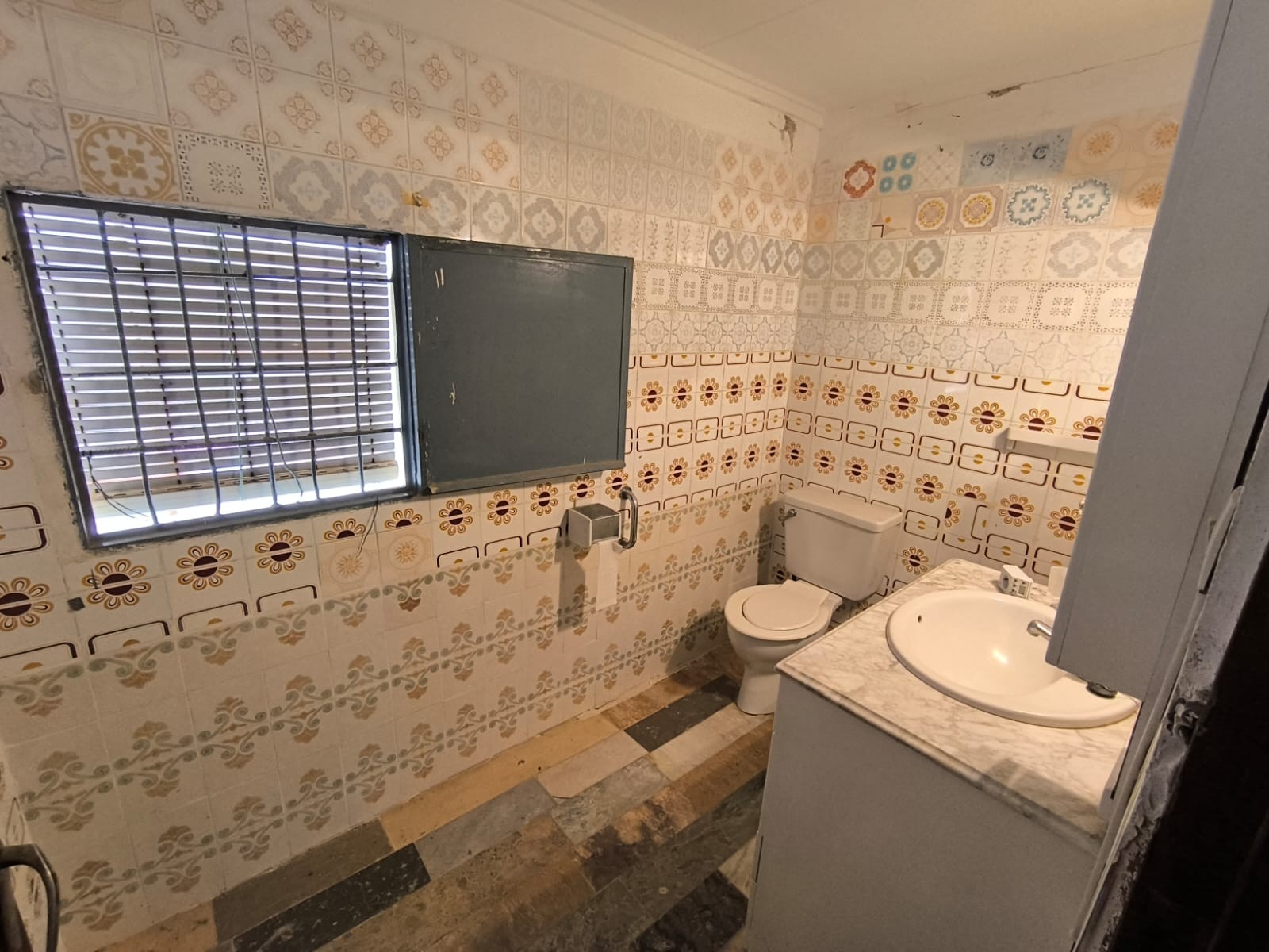 2 Bed, 1 Bath, HouseFor Sale, La Romana, Alicante