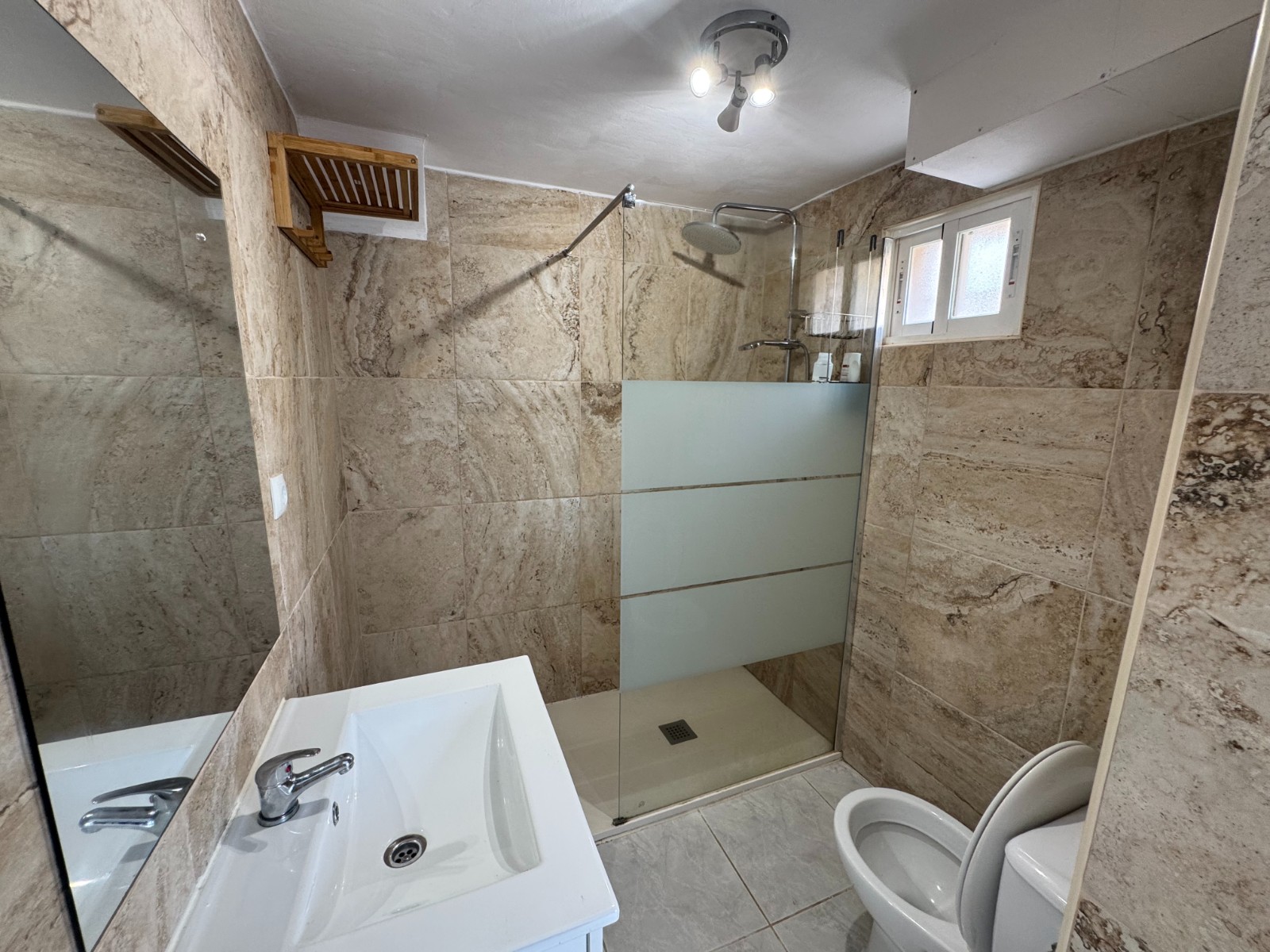 4 Bed, 2 Bath, ApartmentFor Sale, San Miguel de Salinas, Alicante