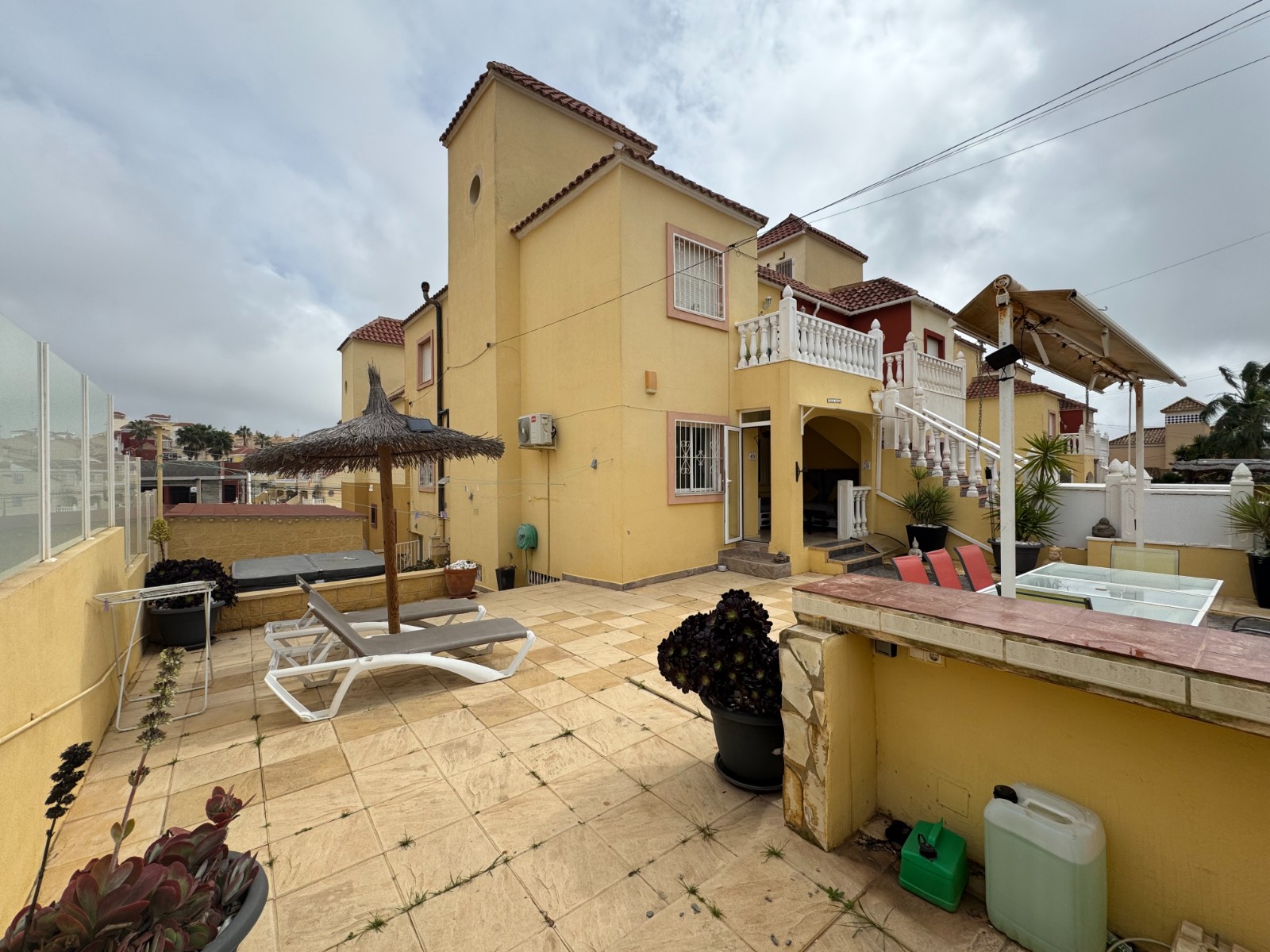 4 Bed, 2 Bath, ApartmentFor Sale, San Miguel de Salinas, Alicante