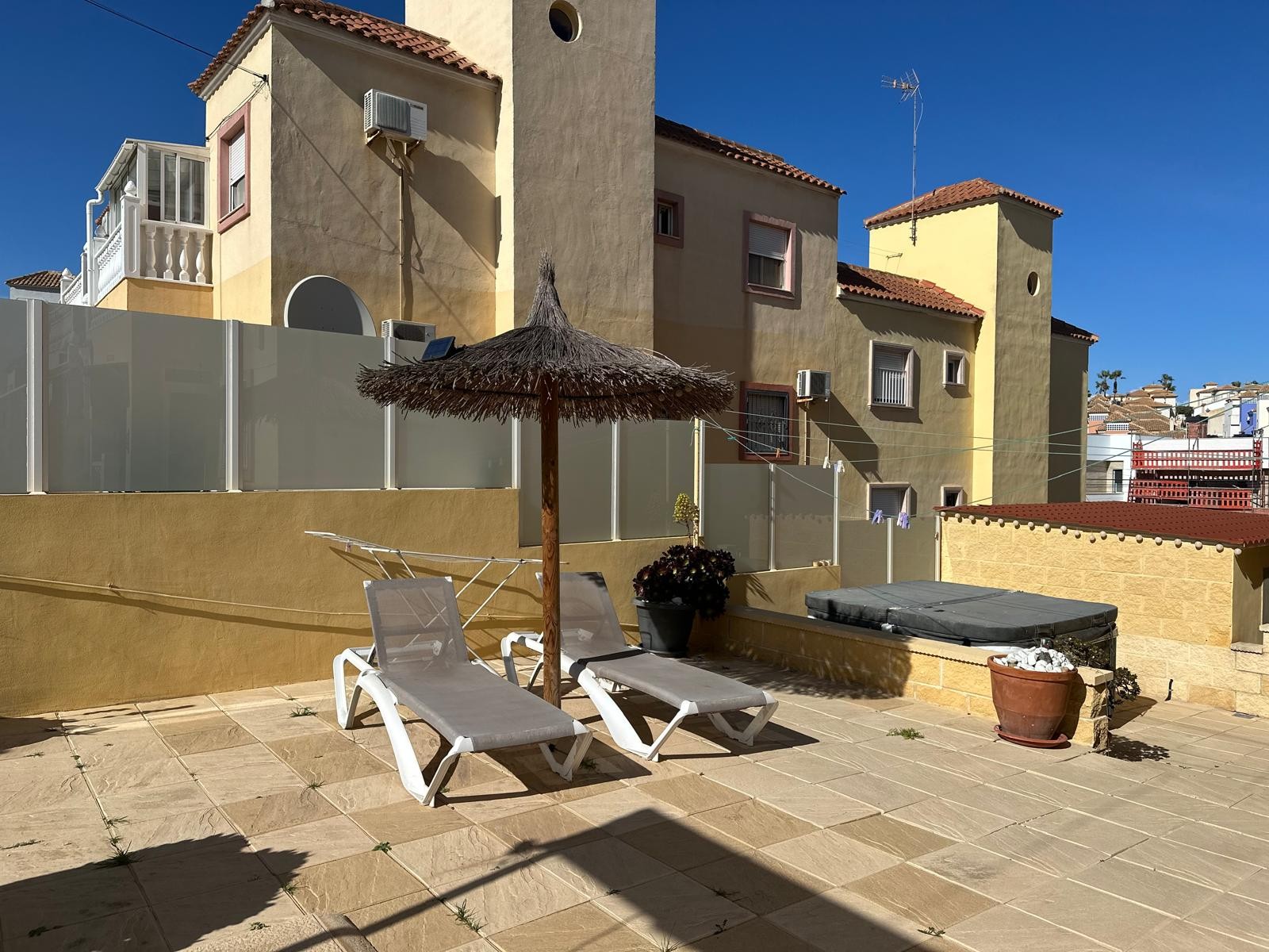 4 Bed, 2 Bath, ApartmentFor Sale, San Miguel de Salinas, Alicante