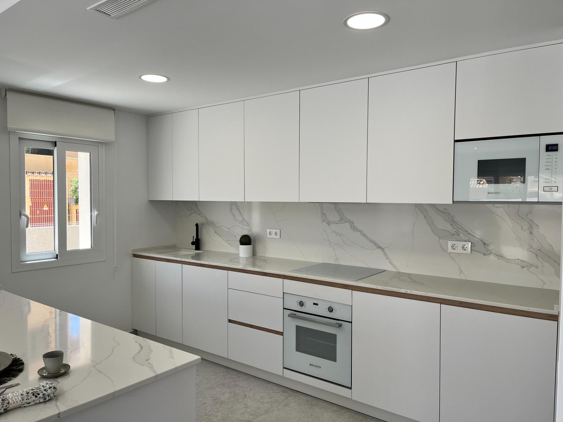 3 Bed, 2 Bath, ApartmentFor Sale, Torrevieja, Alicante