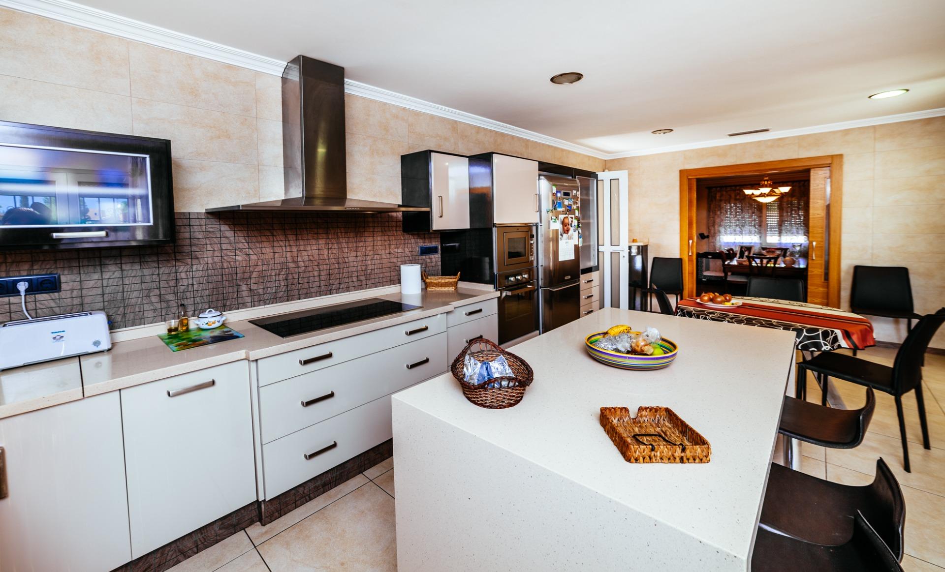 4 Bed, 4 Bath, HouseFor Sale, Los Montesinos, Alicante