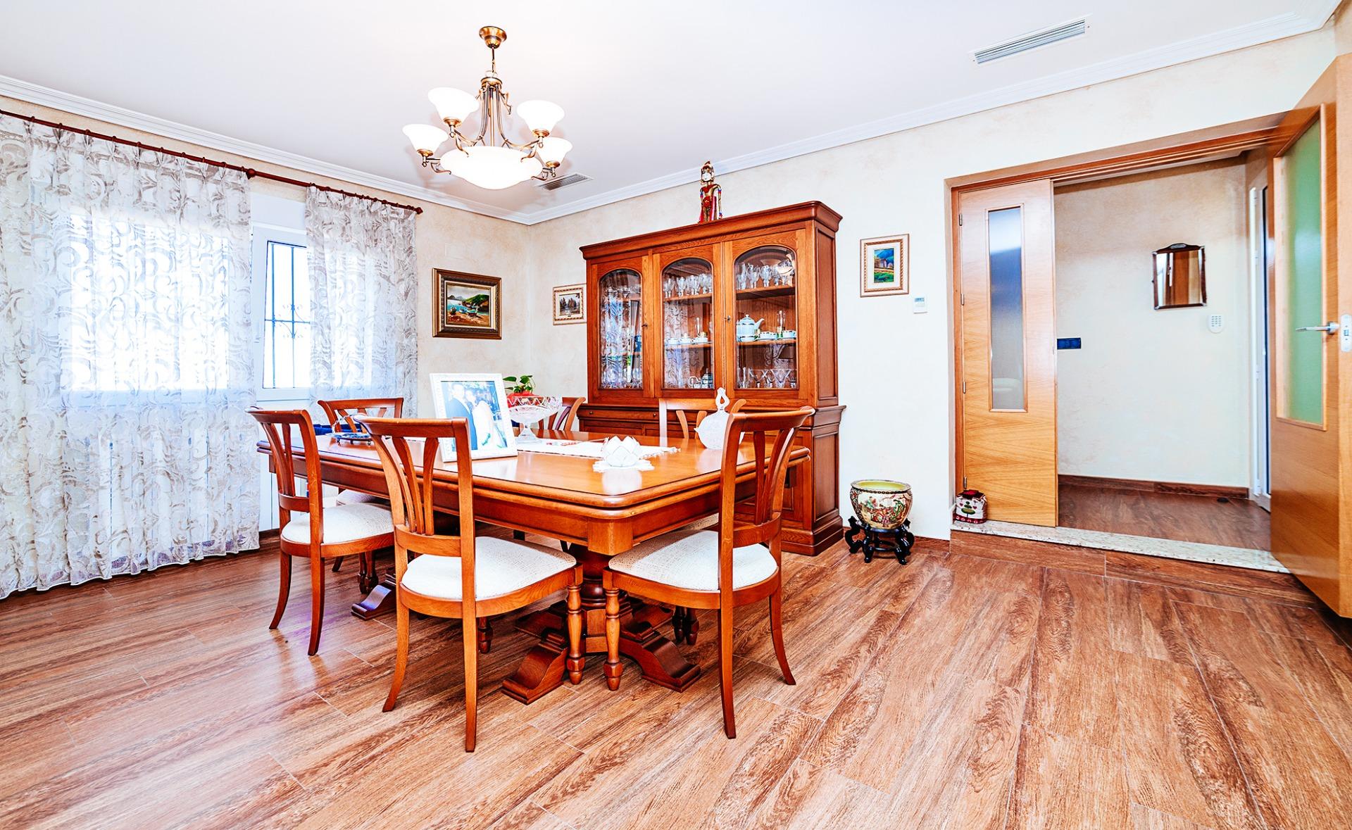 4 Bed, 4 Bath, HouseFor Sale, Los Montesinos, Alicante