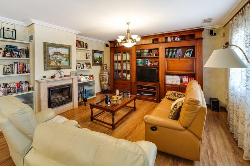 4 Bed, 4 Bath, HouseFor Sale, Los Montesinos, Alicante