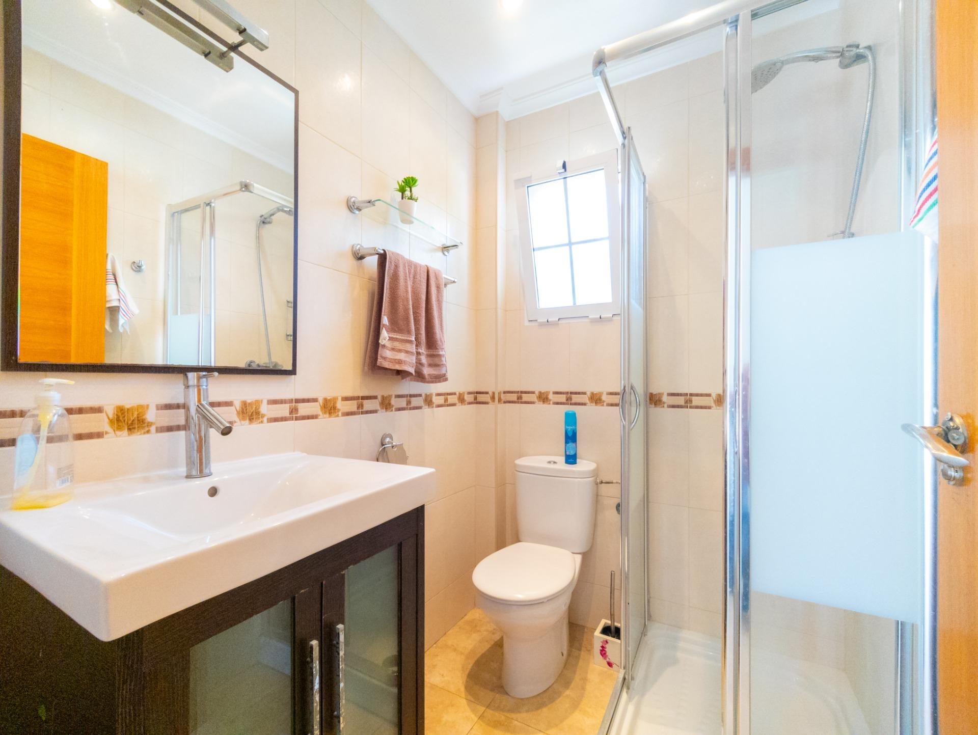 3 Bed, 2 Bath, HouseFor Sale, Torrevieja, Alicante