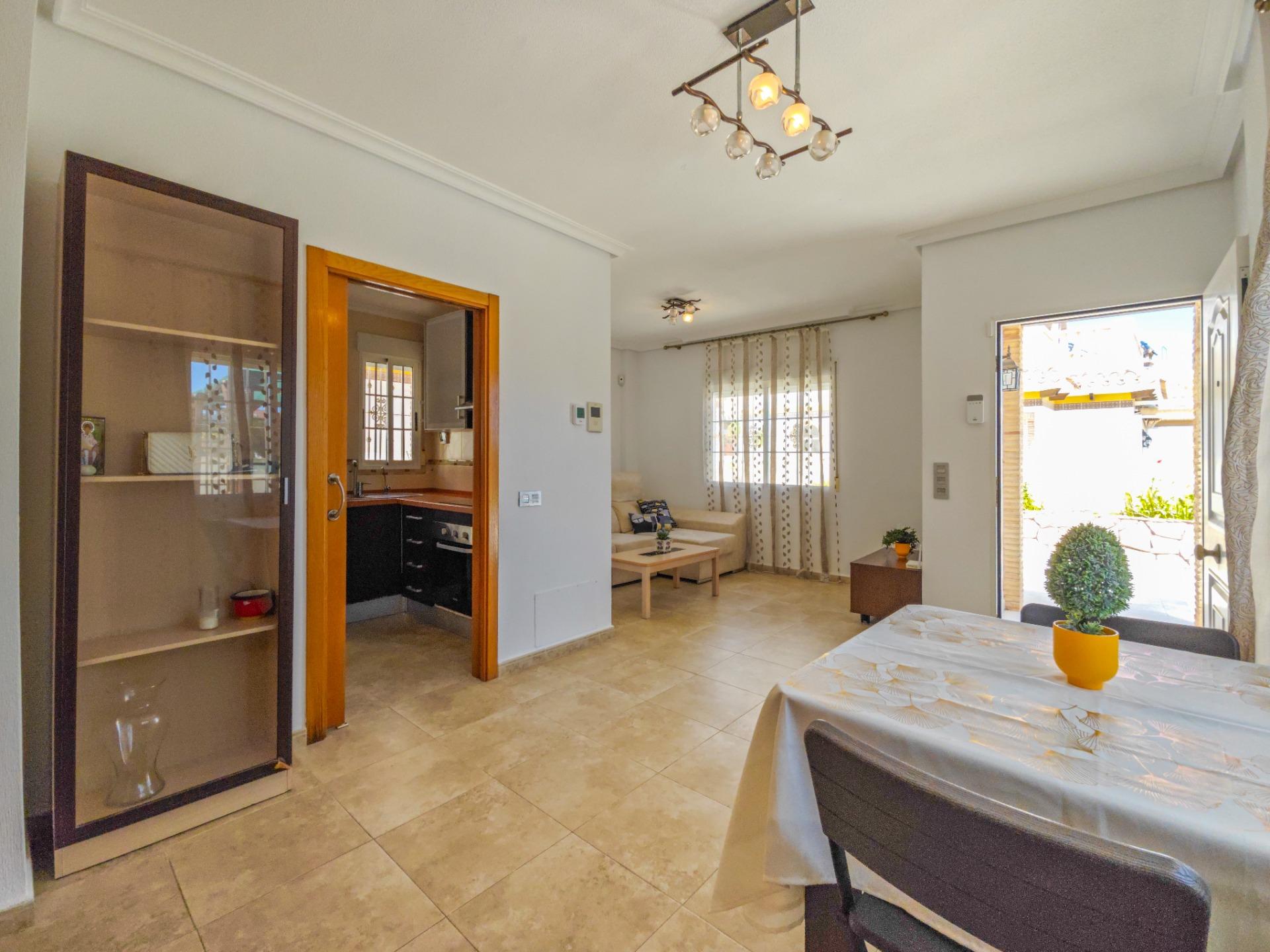 3 Bed, 2 Bath, HouseFor Sale, Torrevieja, Alicante
