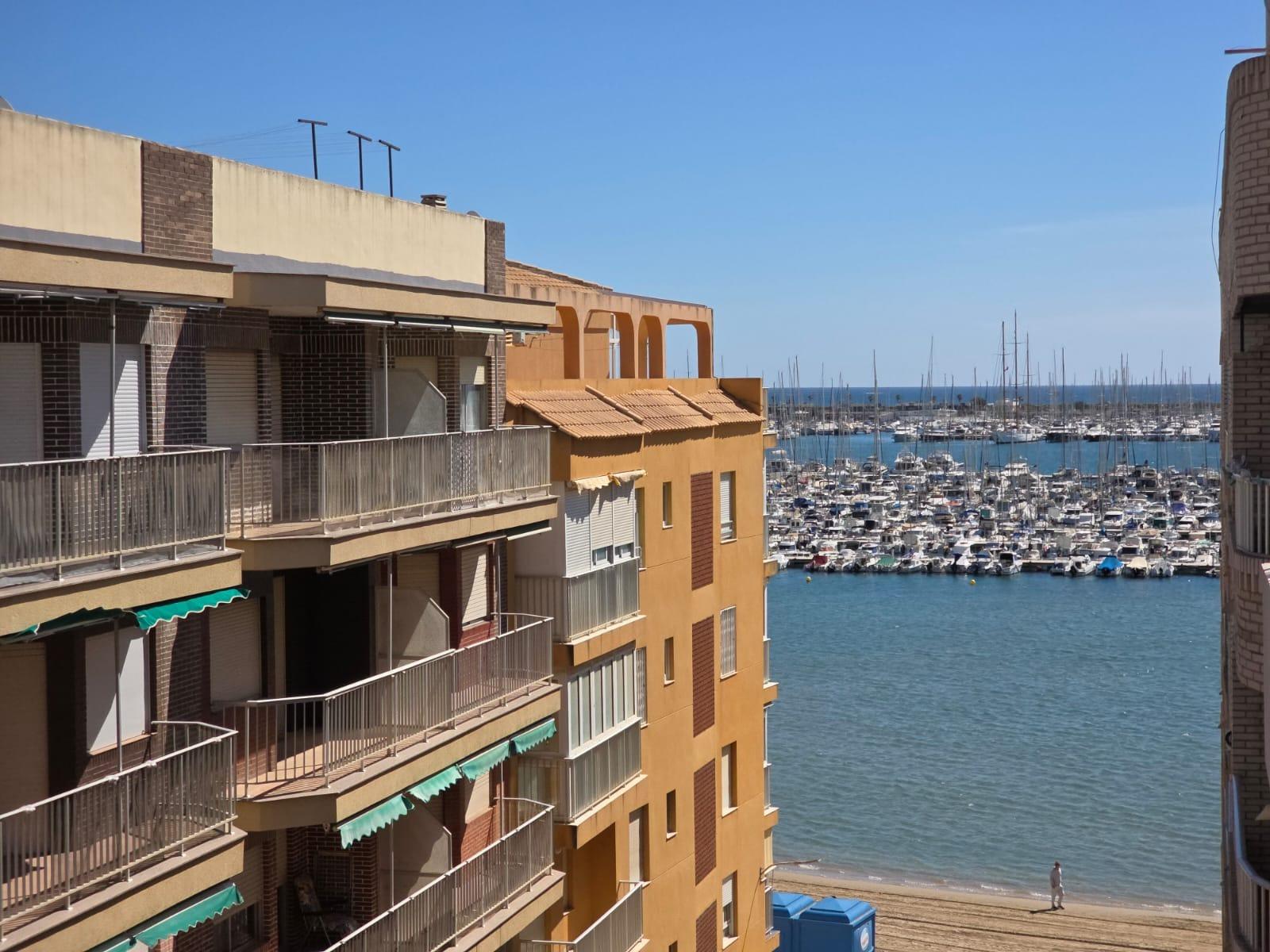 2 Bed, 1 Bath, ApartmentFor Sale, Torrevieja, Alicante