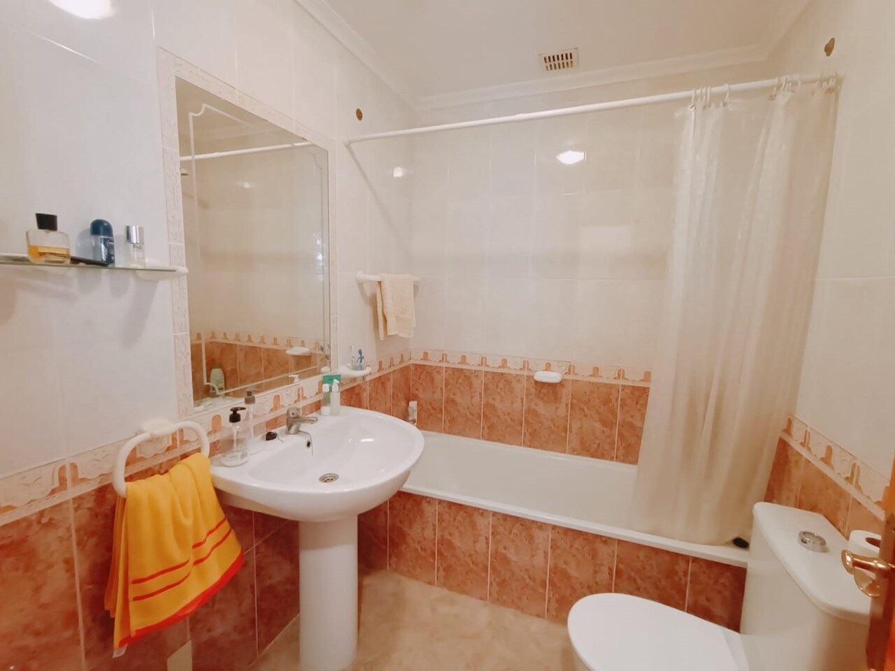 3 Bed, 2 Bath, HouseFor Sale, Playa Flamenca, Alicante