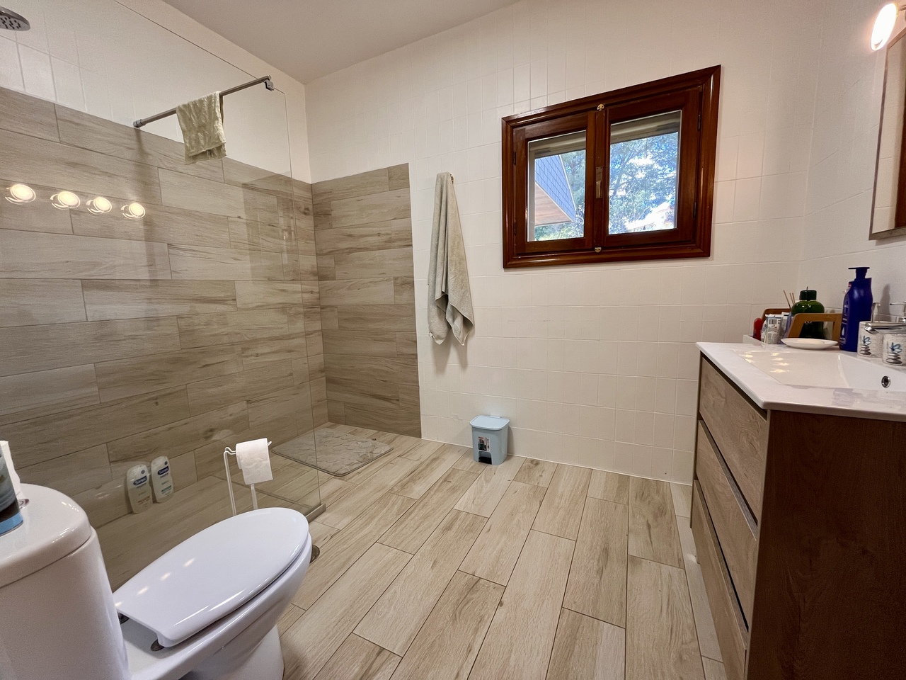 4 Bed, 5 Bath, HouseFor Sale, La Nucia, Alicante