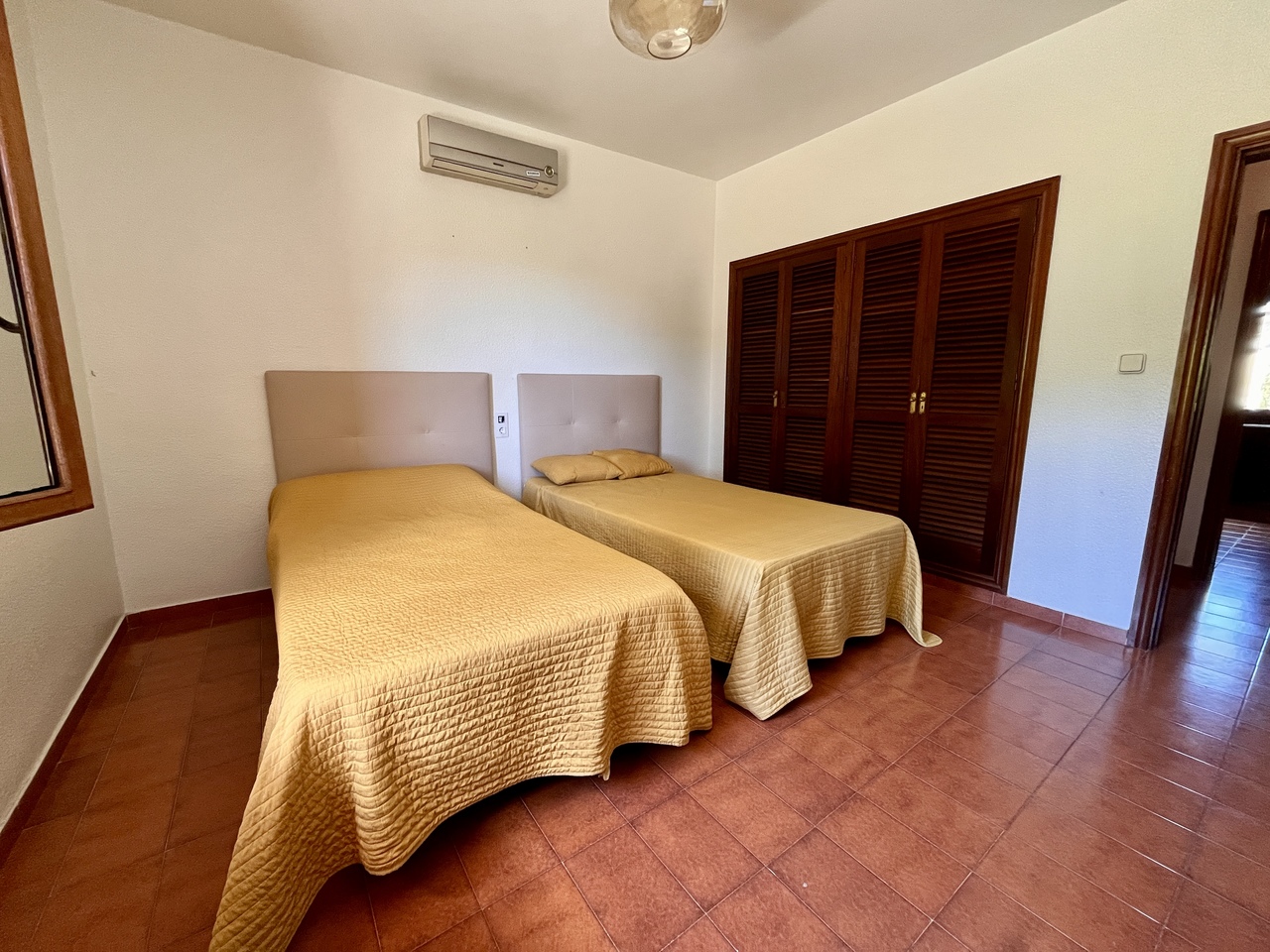 4 Bed, 5 Bath, HouseFor Sale, La Nucia, Alicante