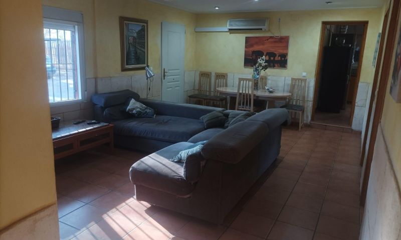 4 Bed, 1 Bath, HouseFor Sale, Elche, Alicante