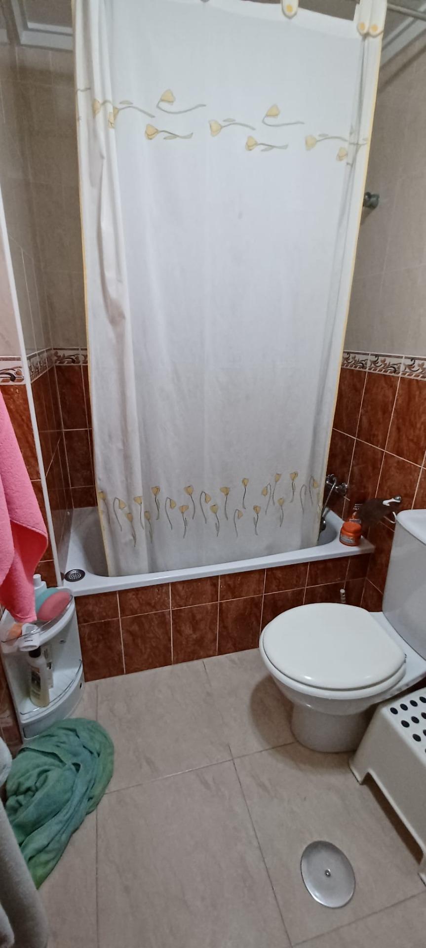 3 Bed, 1 Bath, ApartmentFor Sale, Torrevieja, Alicante