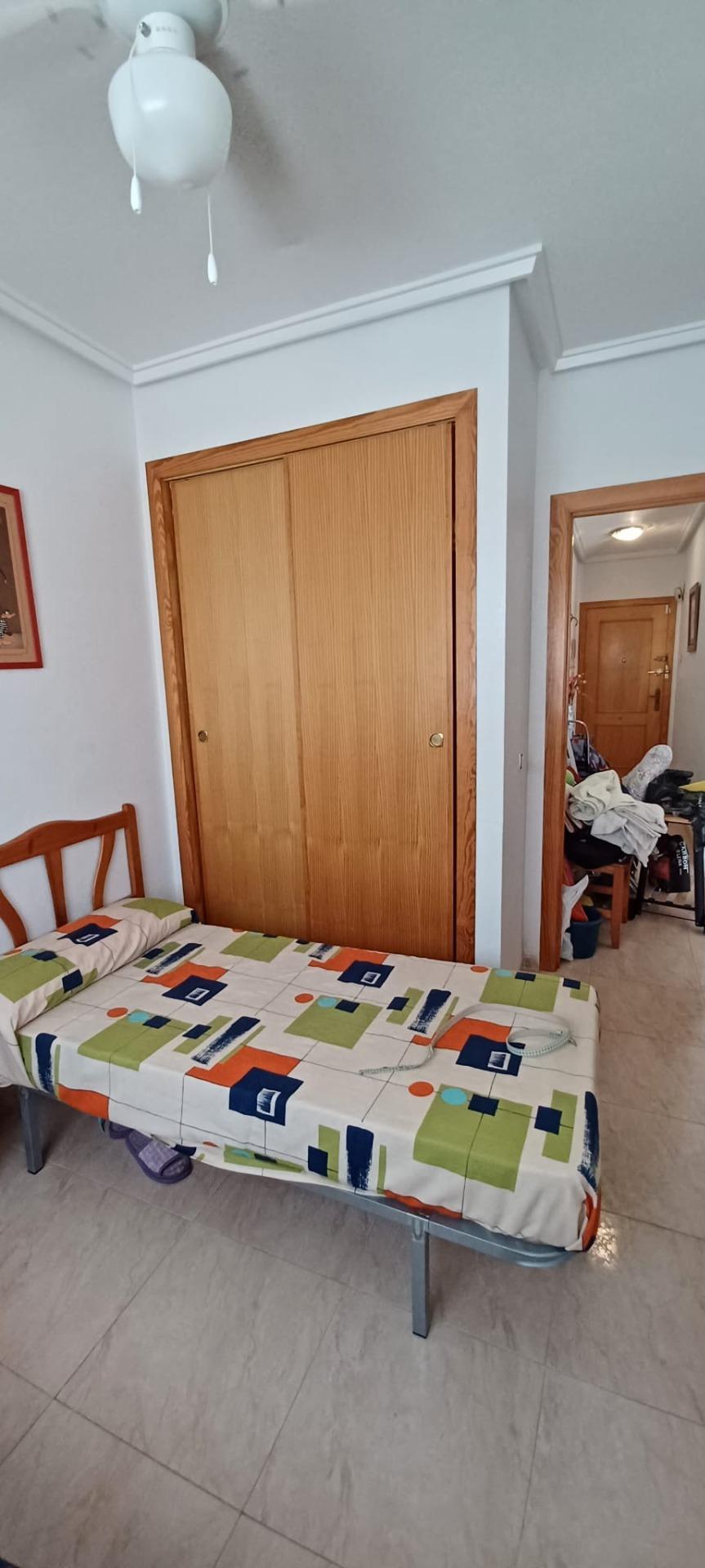 3 Bed, 1 Bath, ApartmentFor Sale, Torrevieja, Alicante