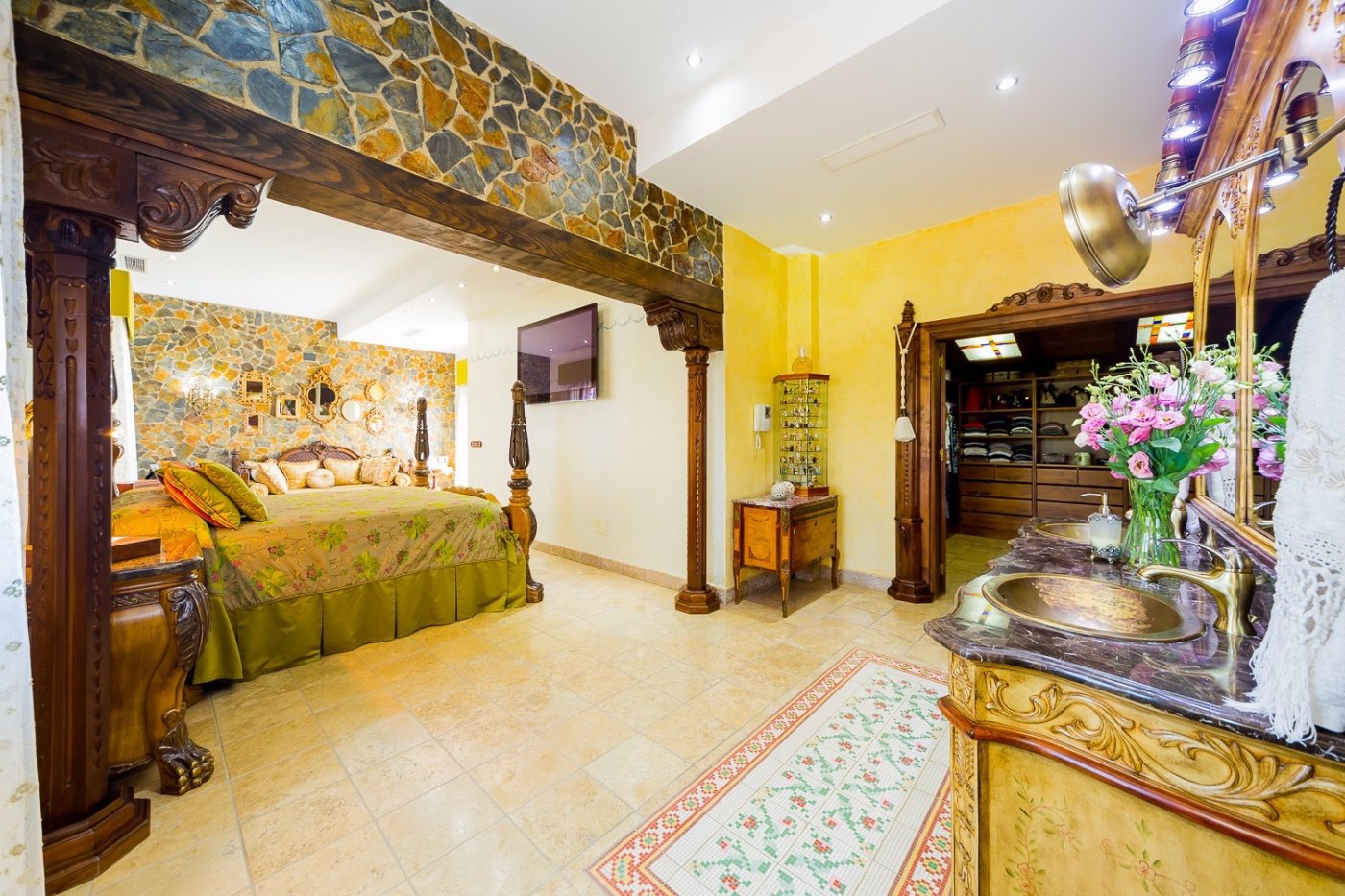 5 Bed, 5 Bath, HouseFor Sale, Almoradi, Alicante