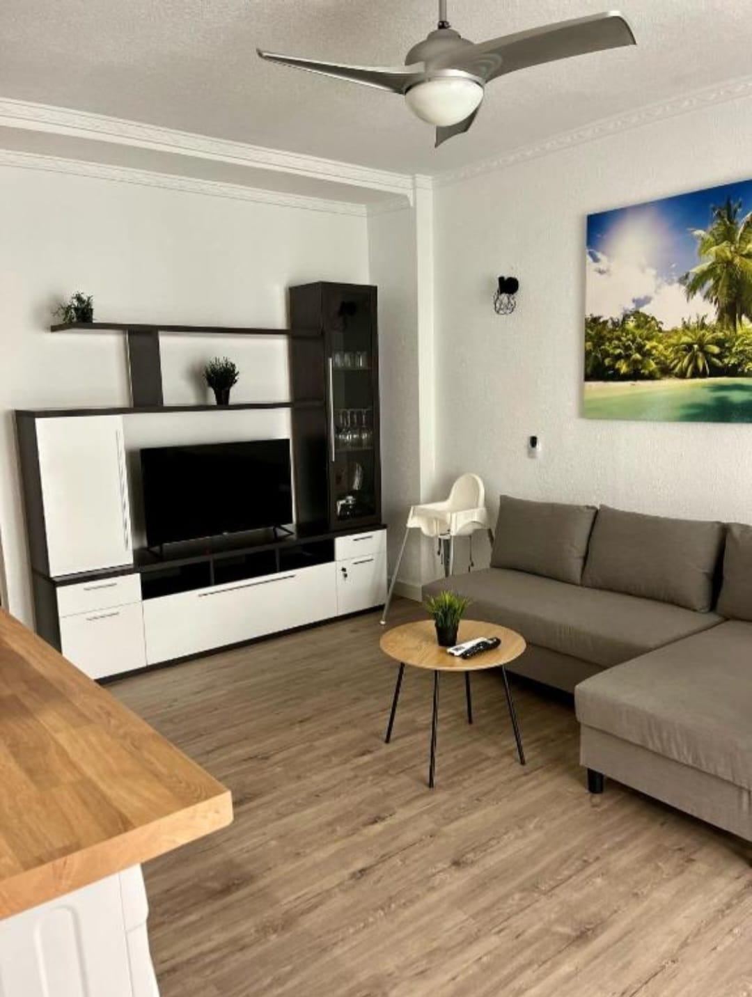 2 Bed, 1 Bath, ApartmentFor Sale, Torrevieja, Alicante 2 Bed, 1 Bath, ApartmentFor Sale, Torrevieja, Alicante