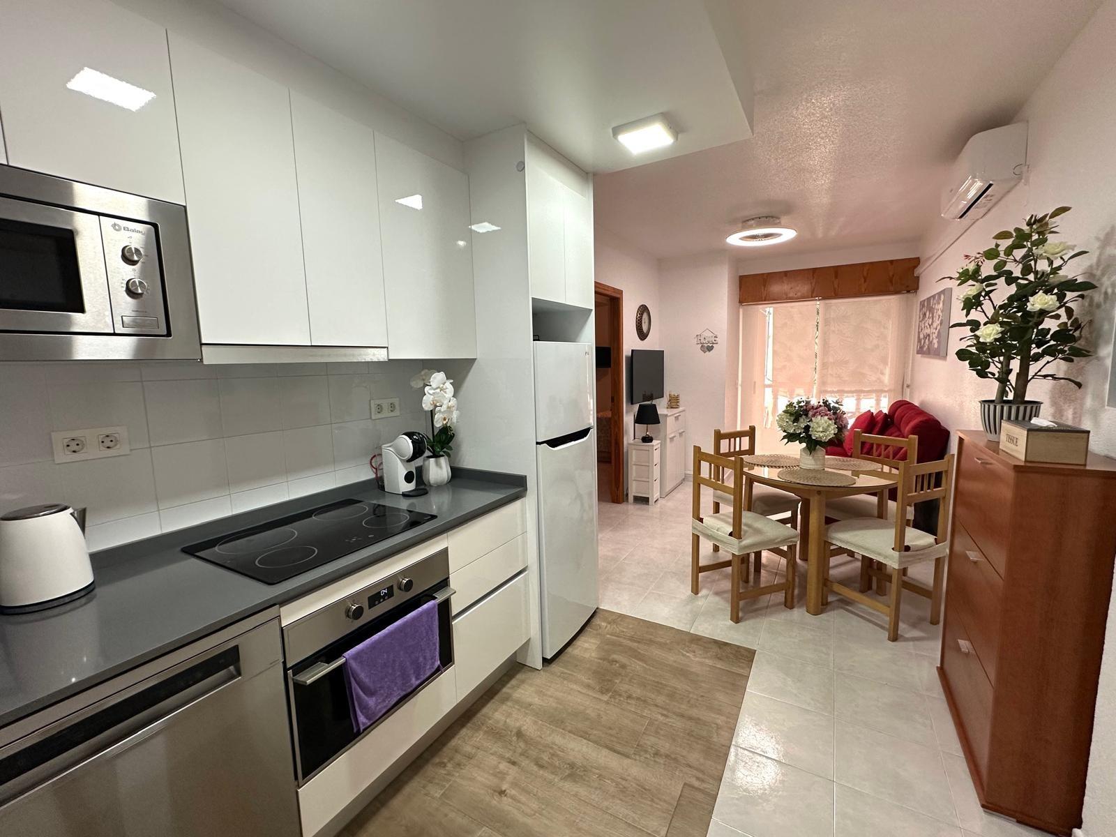 2 Bed, 1 Bath, ApartmentFor Sale, Torrevieja, Alicante 2 Bed, 1 Bath, ApartmentFor Sale, Torrevieja, Alicante