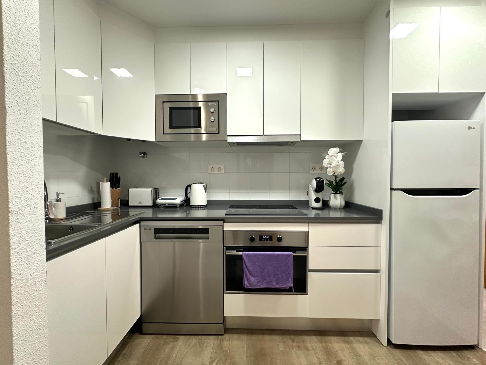 2 Bed, 1 Bath, ApartmentFor Sale, Torrevieja, Alicante 2 Bed, 1 Bath, ApartmentFor Sale, Torrevieja, Alicante