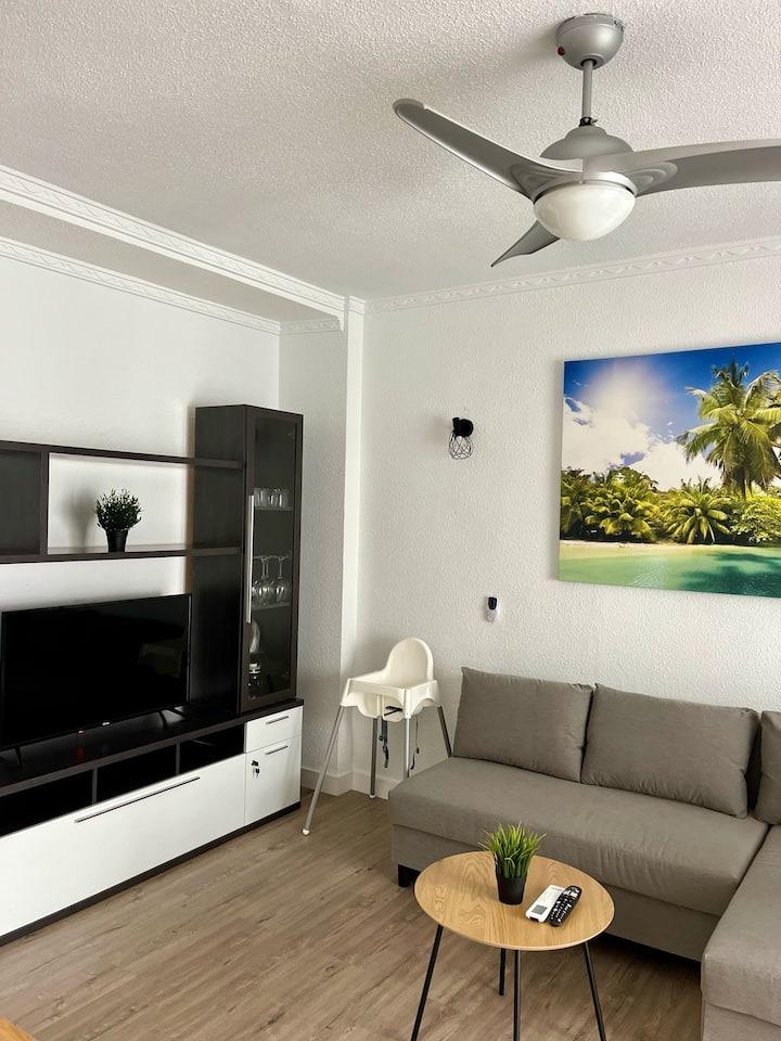 2 Bed, 1 Bath, ApartmentFor Sale, Torrevieja, Alicante 2 Bed, 1 Bath, ApartmentFor Sale, Torrevieja, Alicante