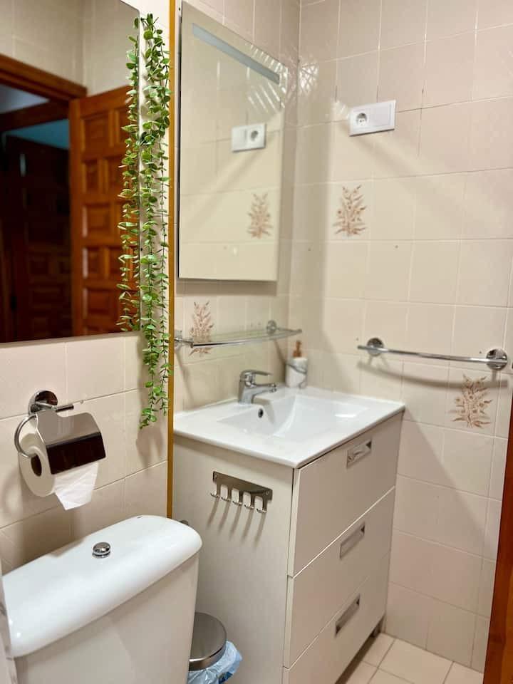 2 Bed, 1 Bath, ApartmentFor Sale, Torrevieja, Alicante 2 Bed, 1 Bath, ApartmentFor Sale, Torrevieja, Alicante
