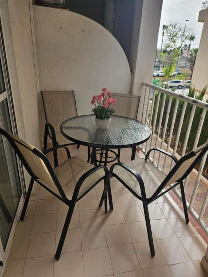 2 Bed, 1 Bath, ApartmentFor Sale, Torrevieja, Alicante 2 Bed, 1 Bath, ApartmentFor Sale, Torrevieja, Alicante
