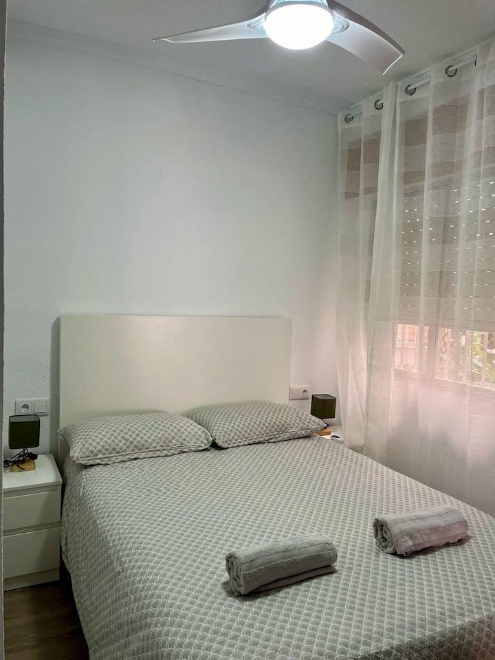 2 Bed, 1 Bath, ApartmentFor Sale, Torrevieja, Alicante 2 Bed, 1 Bath, ApartmentFor Sale, Torrevieja, Alicante