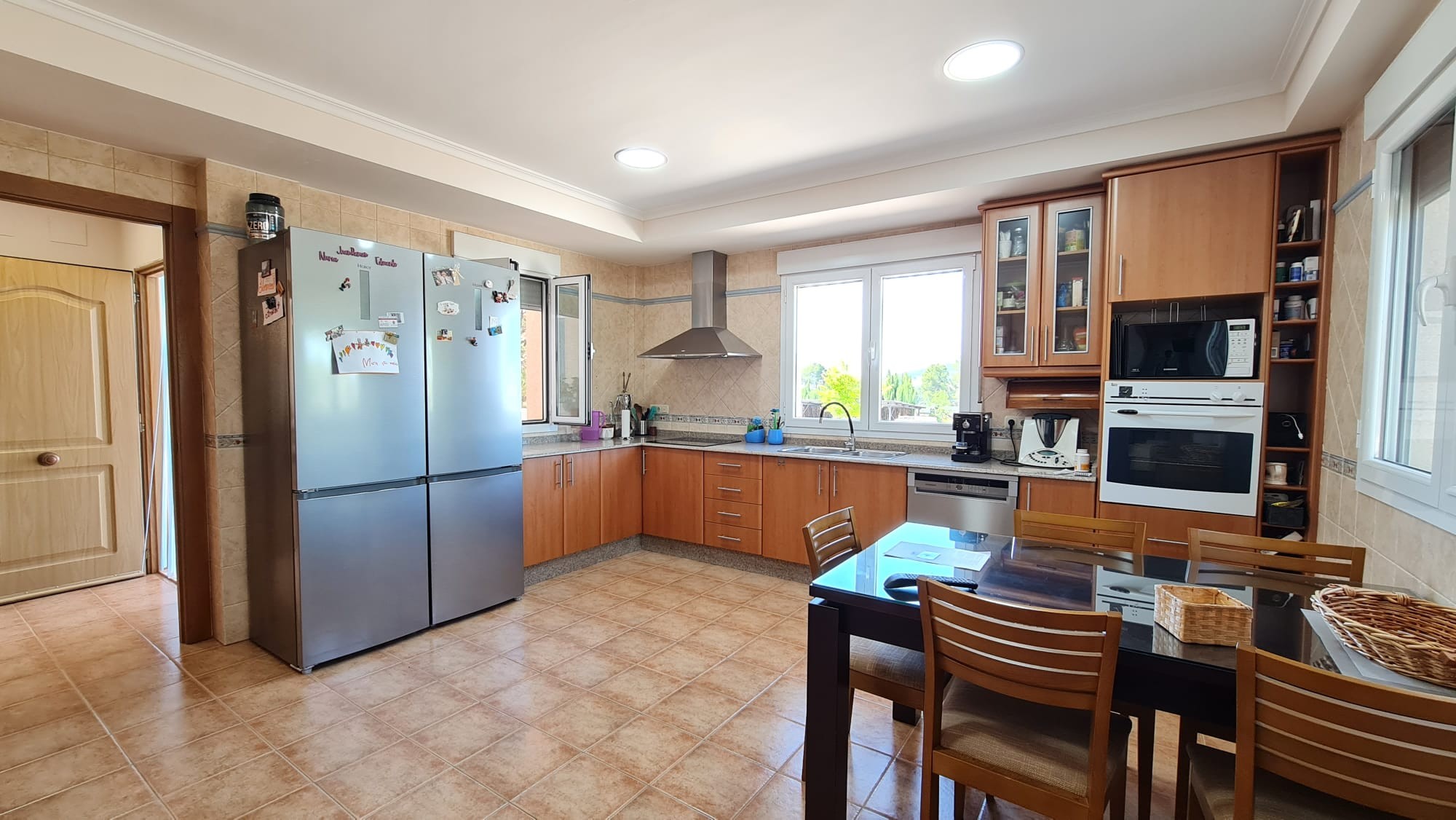 5 Bed, 2 Bath, HouseFor Sale, Yecla, Murcia