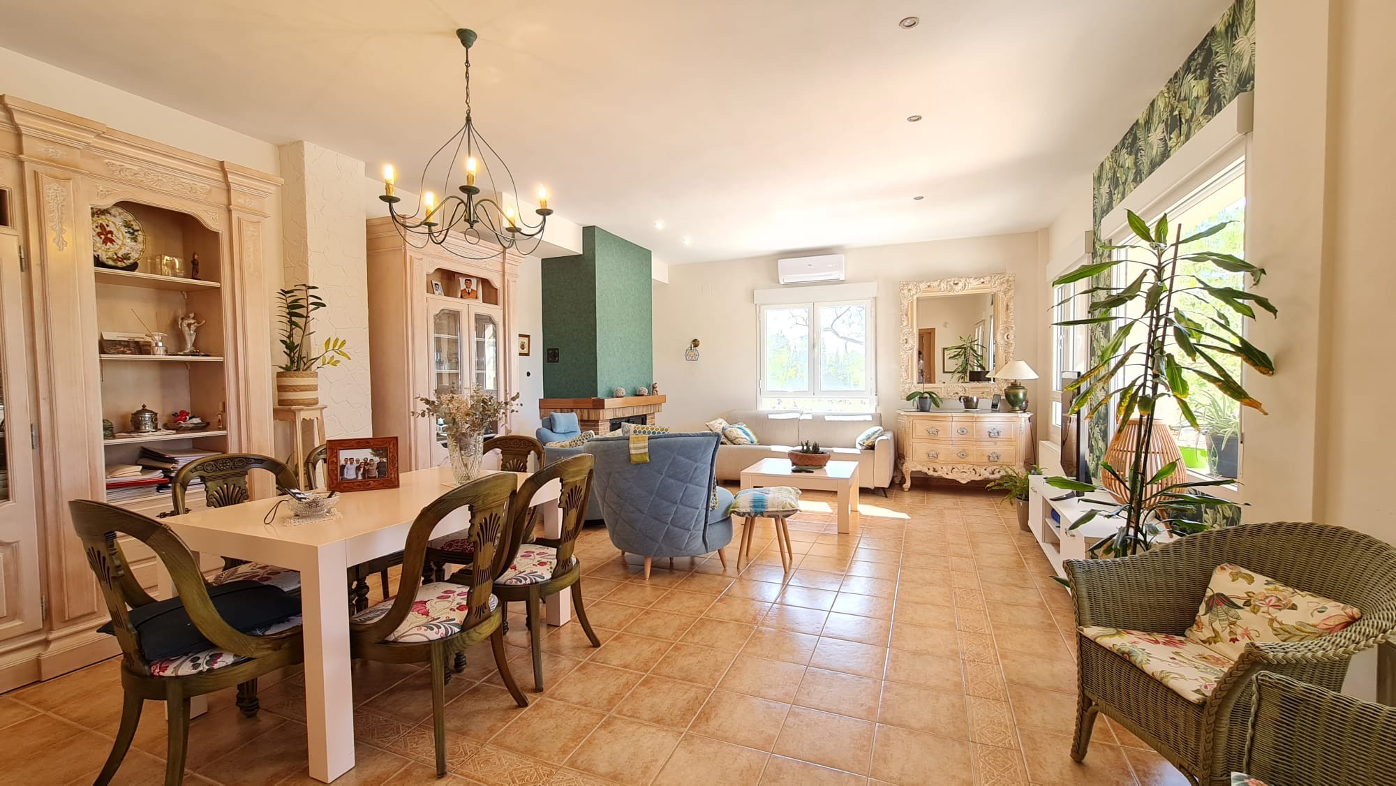 5 Bed, 2 Bath, HouseFor Sale, Yecla, Murcia