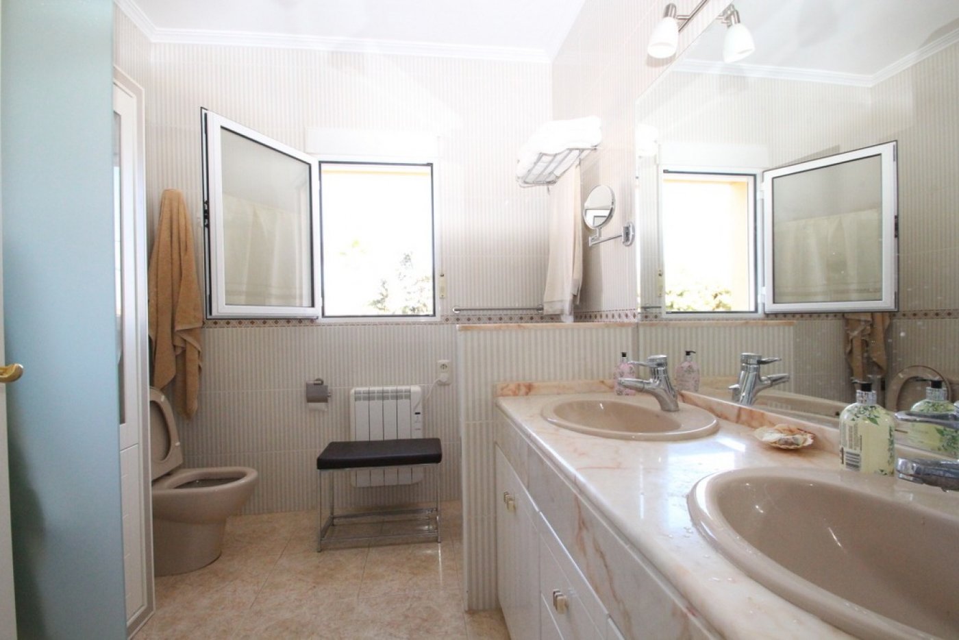 5 Bed, 5 Bath, HouseFor Sale, Orihuela Costa, Alicante